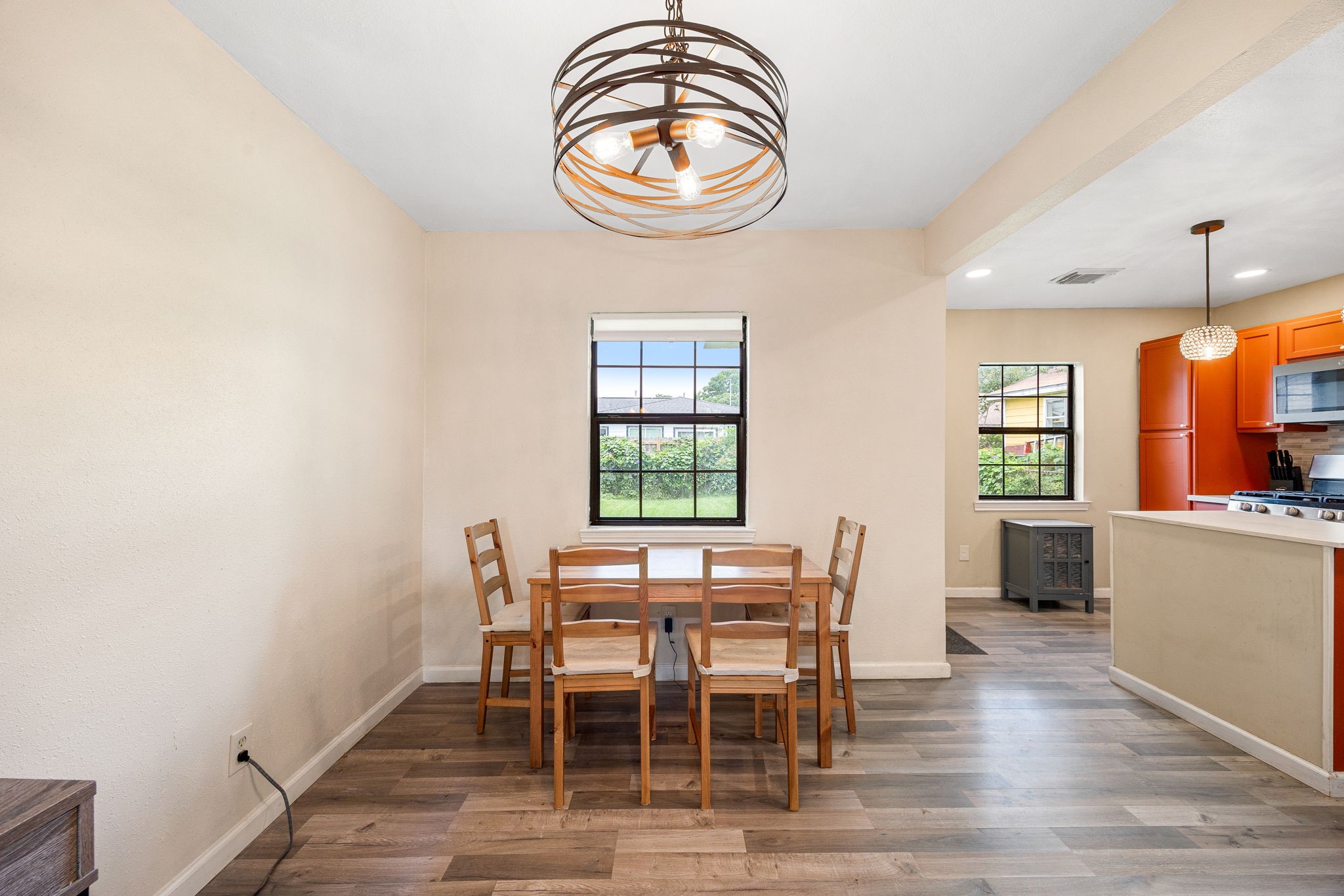 2915 Robertson Street Property Photo 12