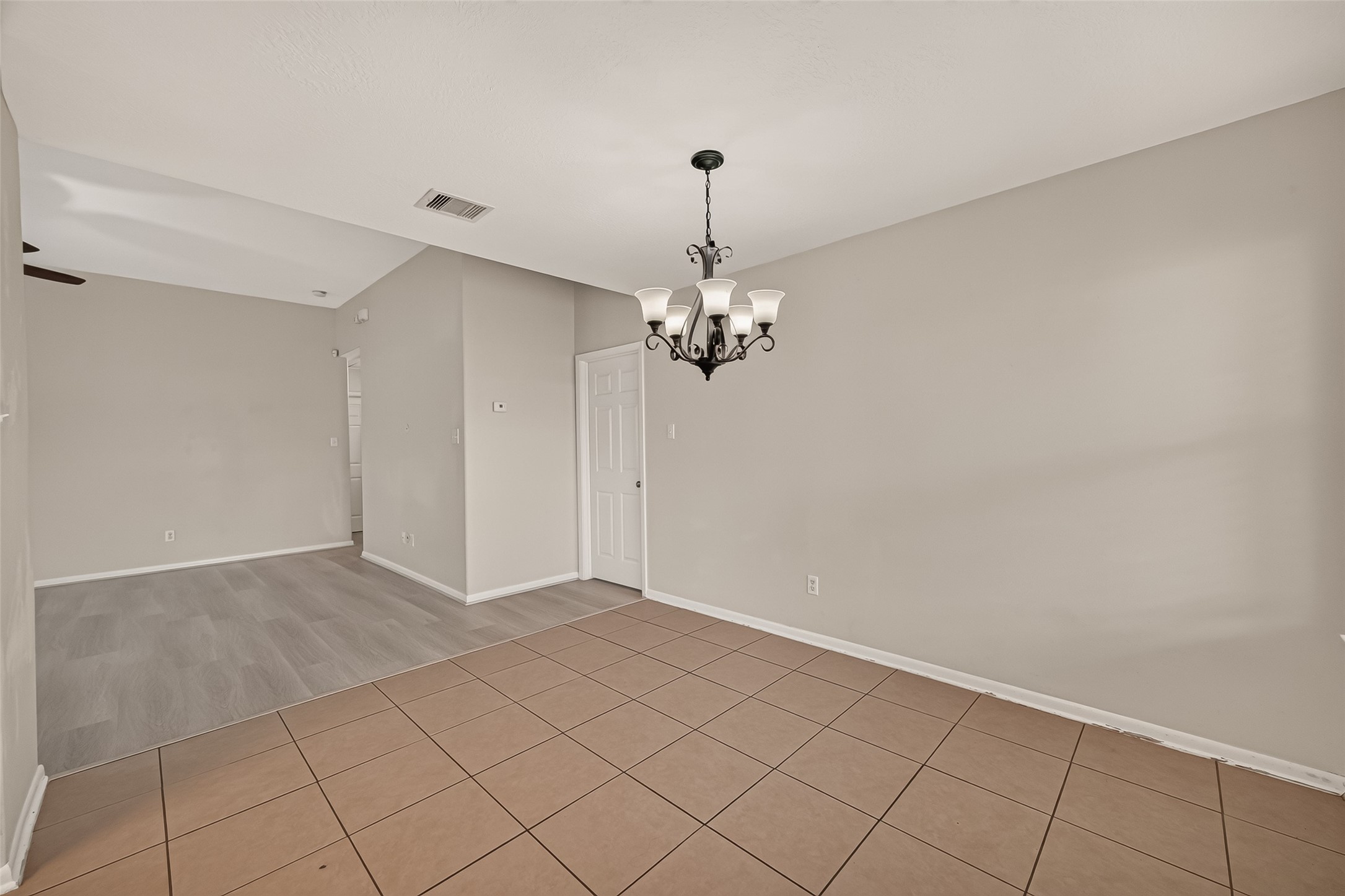 6619 Wellington Meadows Drive Property Photo 14
