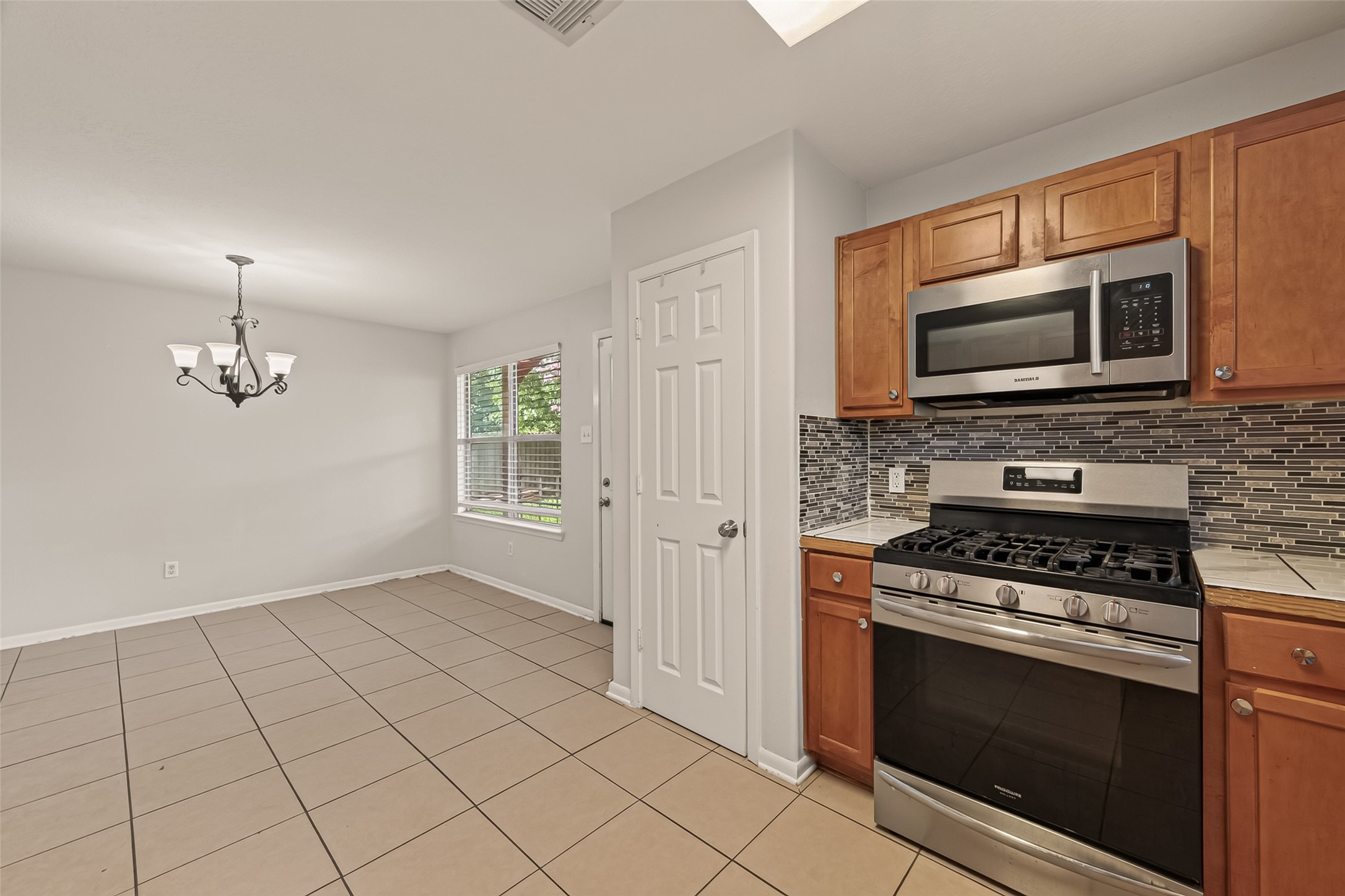6619 Wellington Meadows Drive Property Photo 20