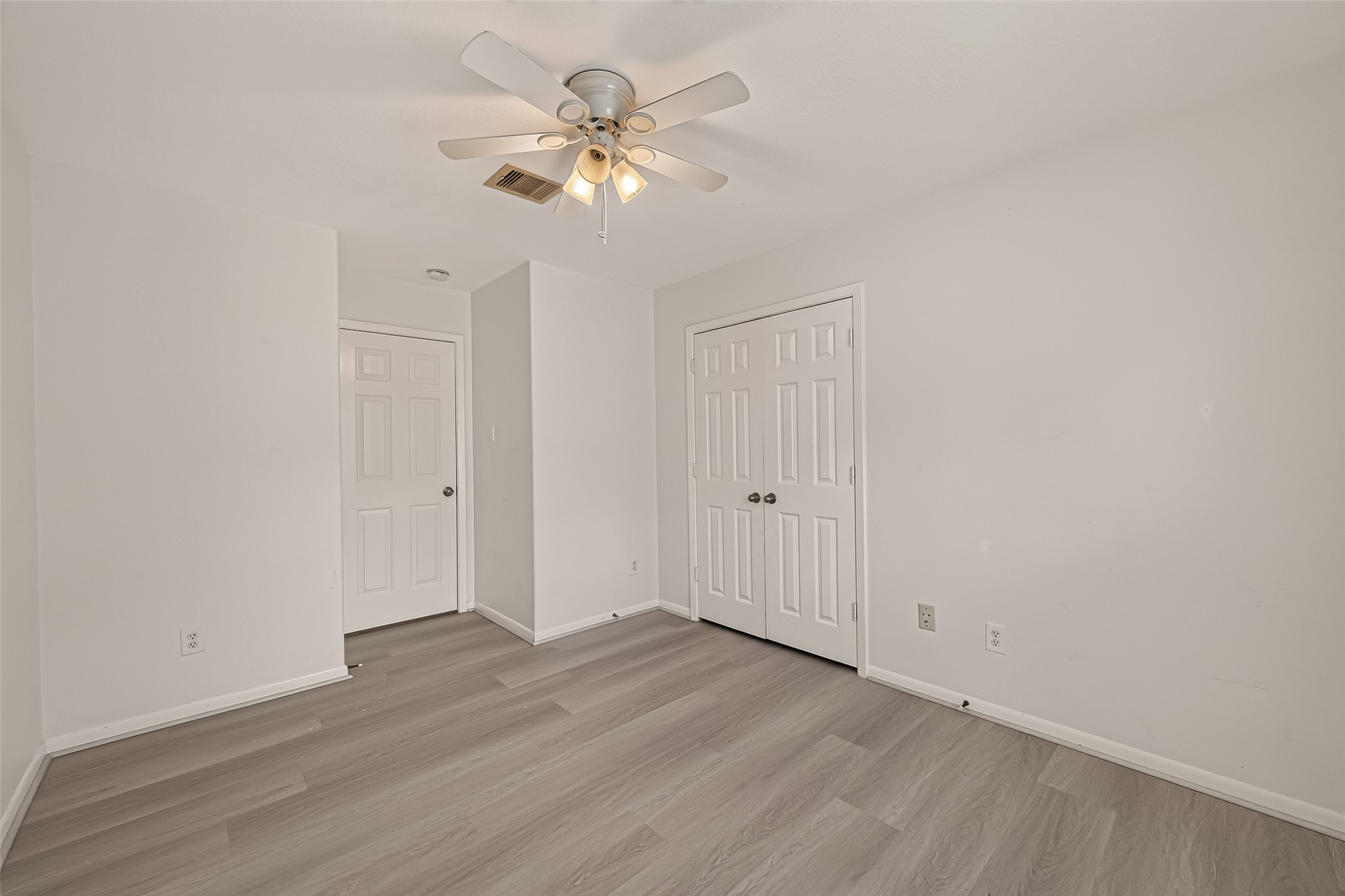 6619 Wellington Meadows Drive Property Photo 23