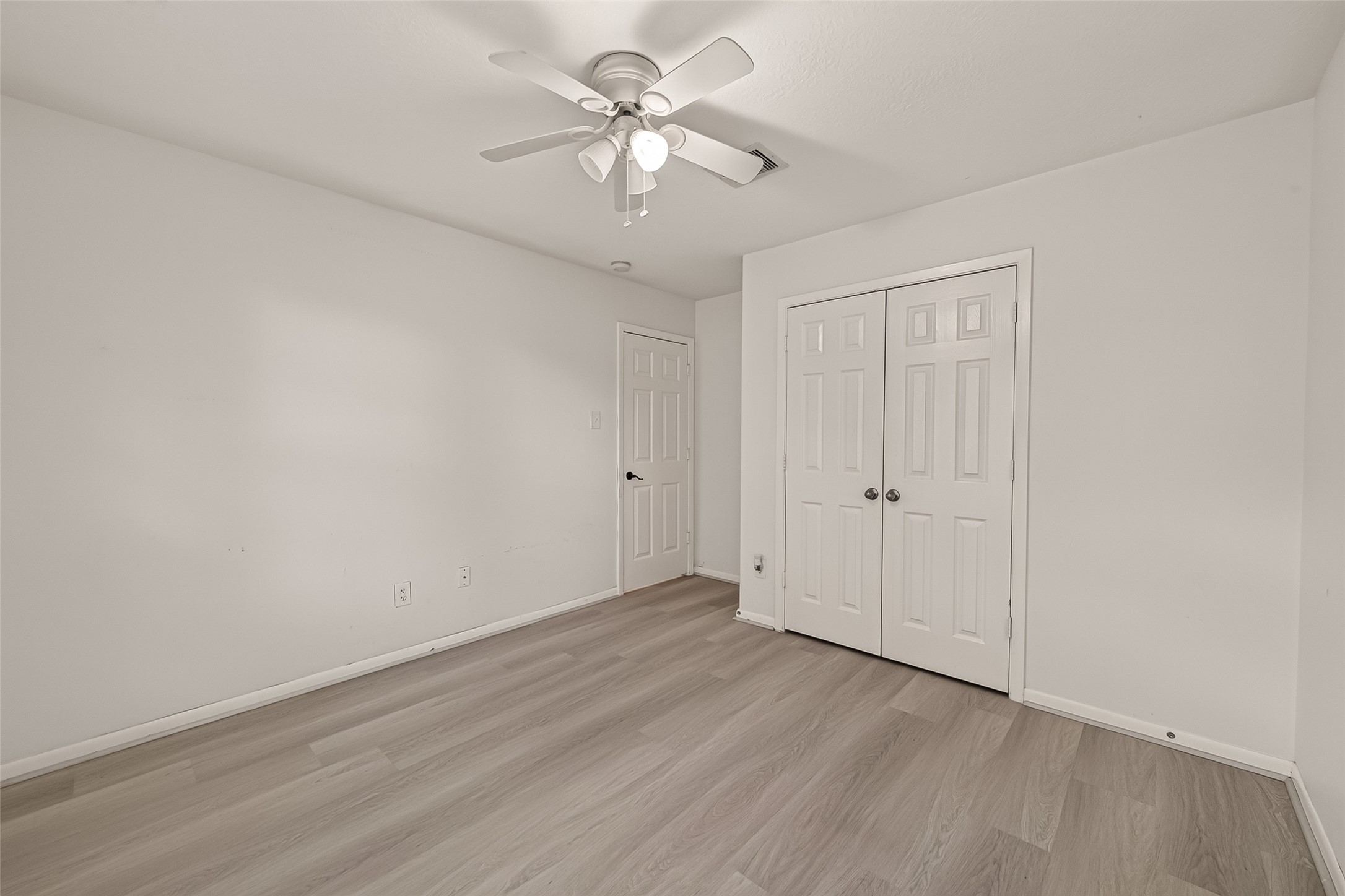 6619 Wellington Meadows Drive Property Photo 25