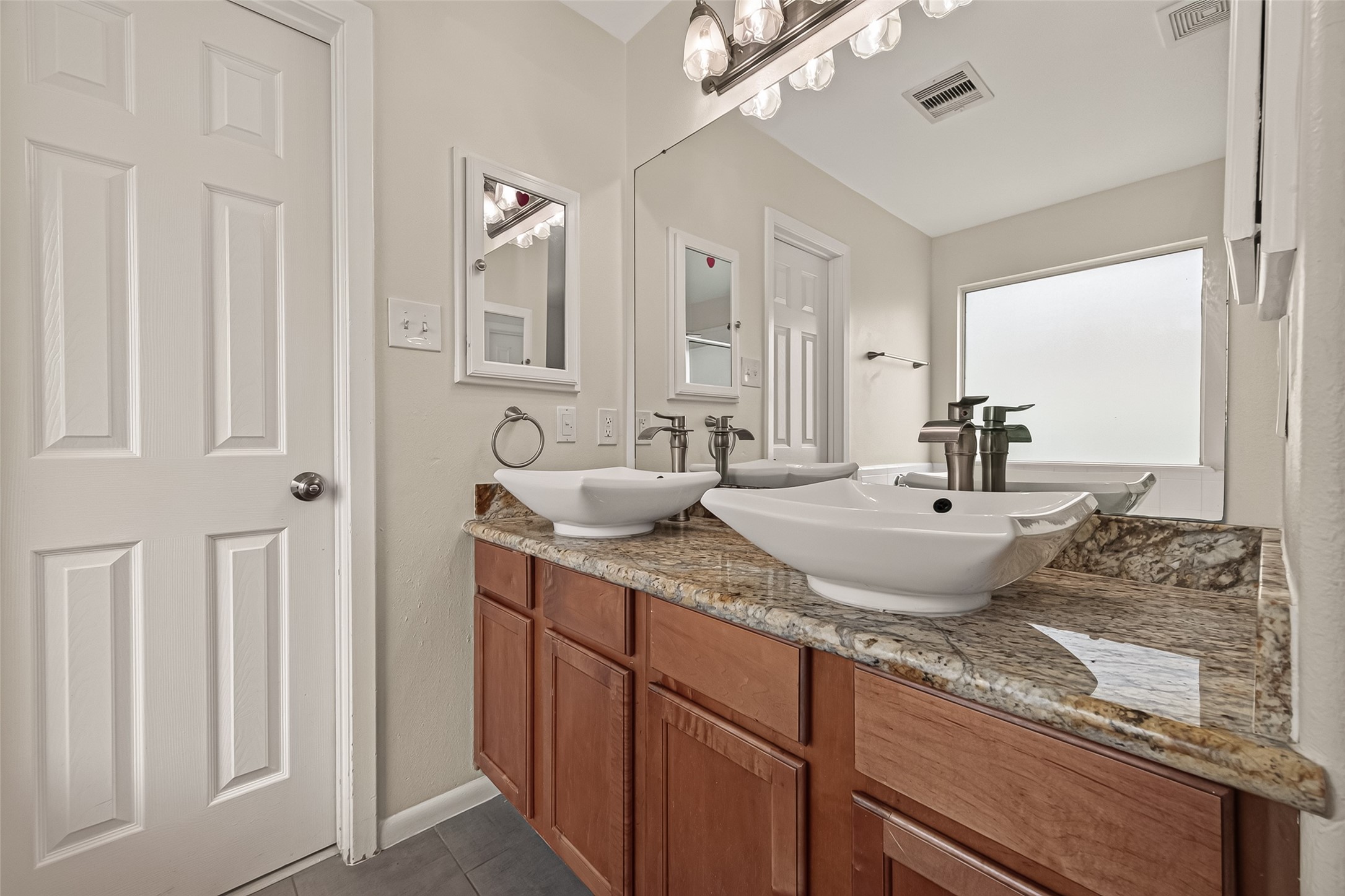 6619 Wellington Meadows Drive Property Photo 33