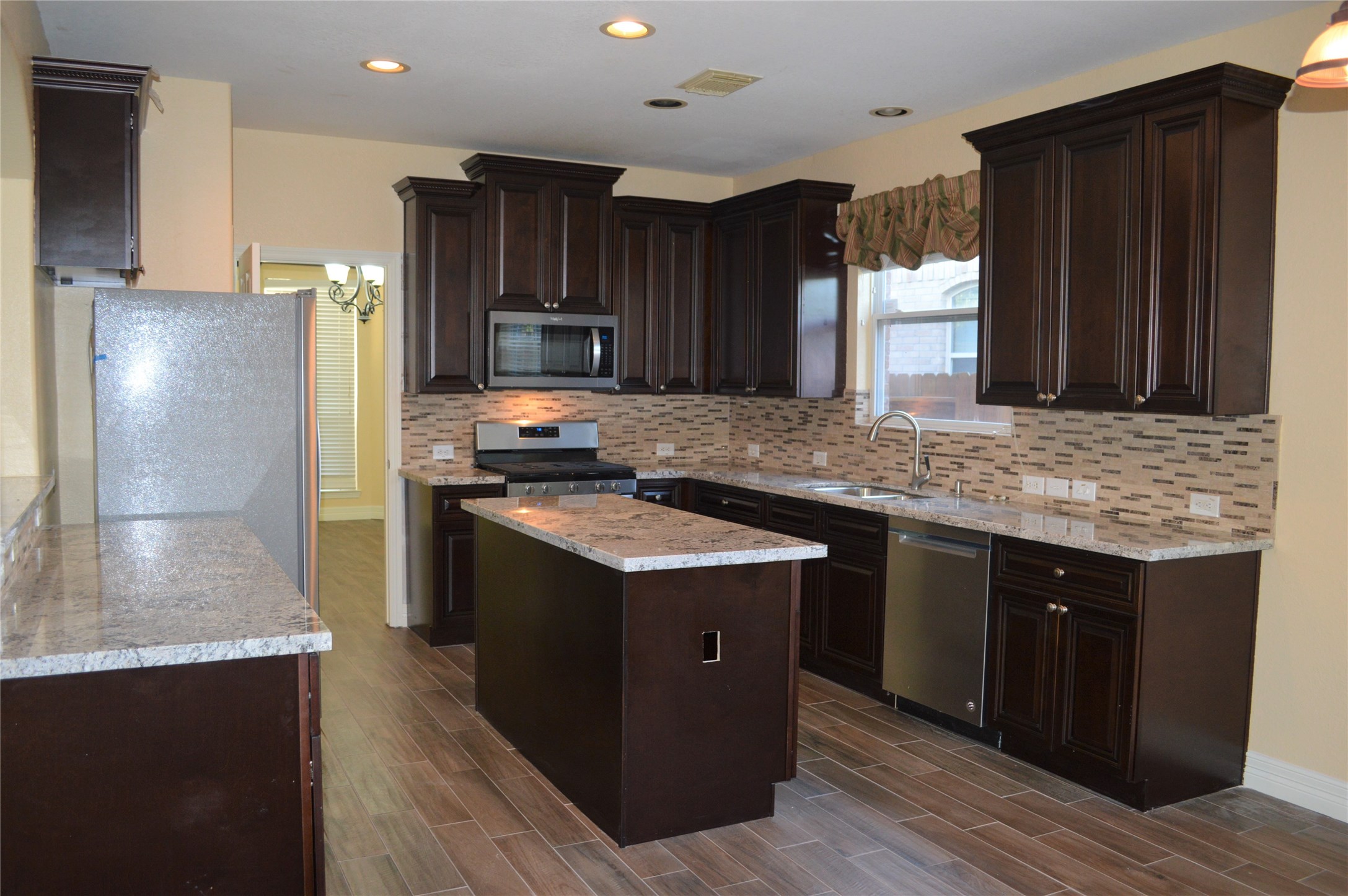 6210 Marble Hollow Lane Property Photo 10