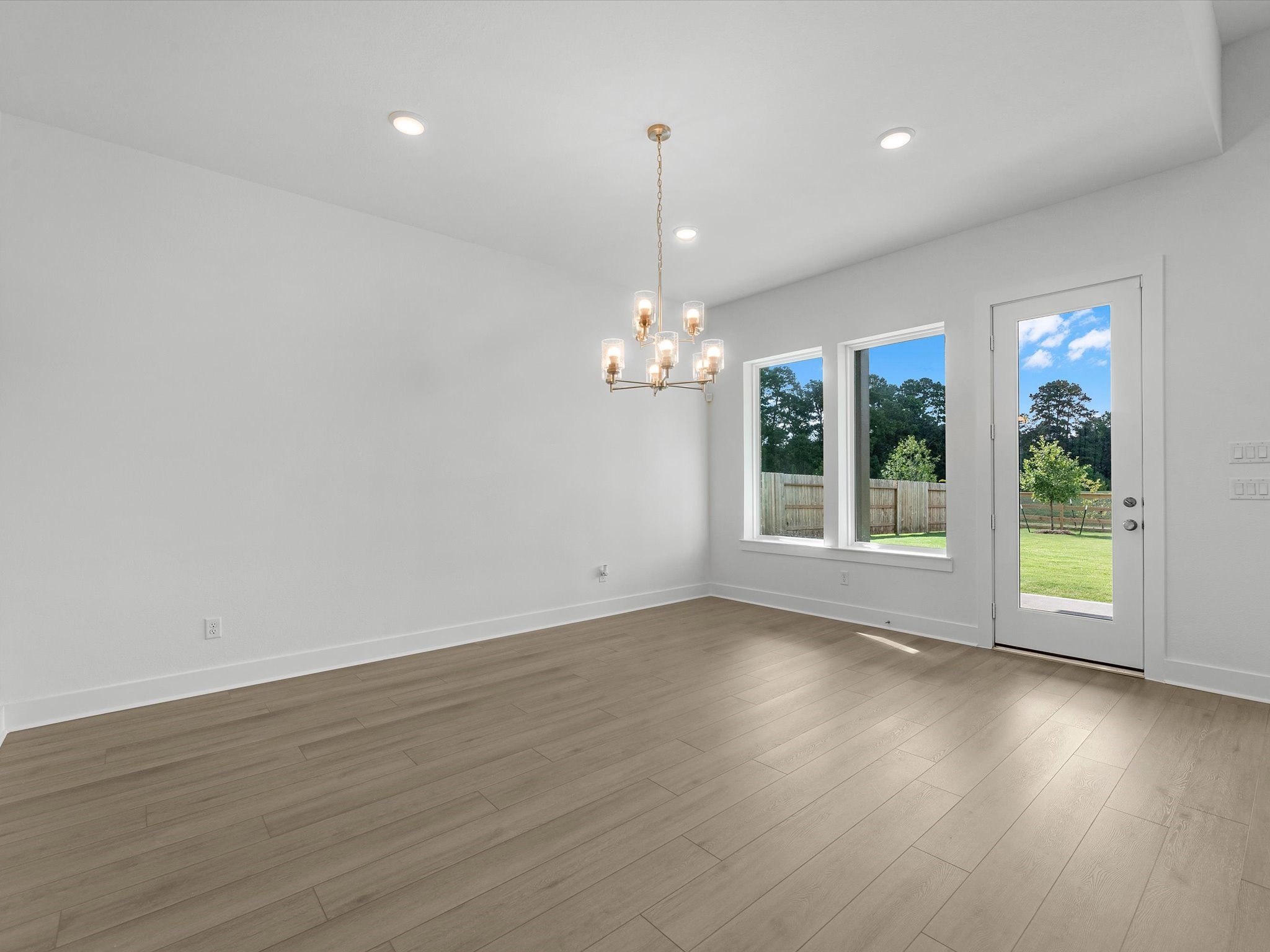 14323 Moonlit Creek Court Property Photo 6