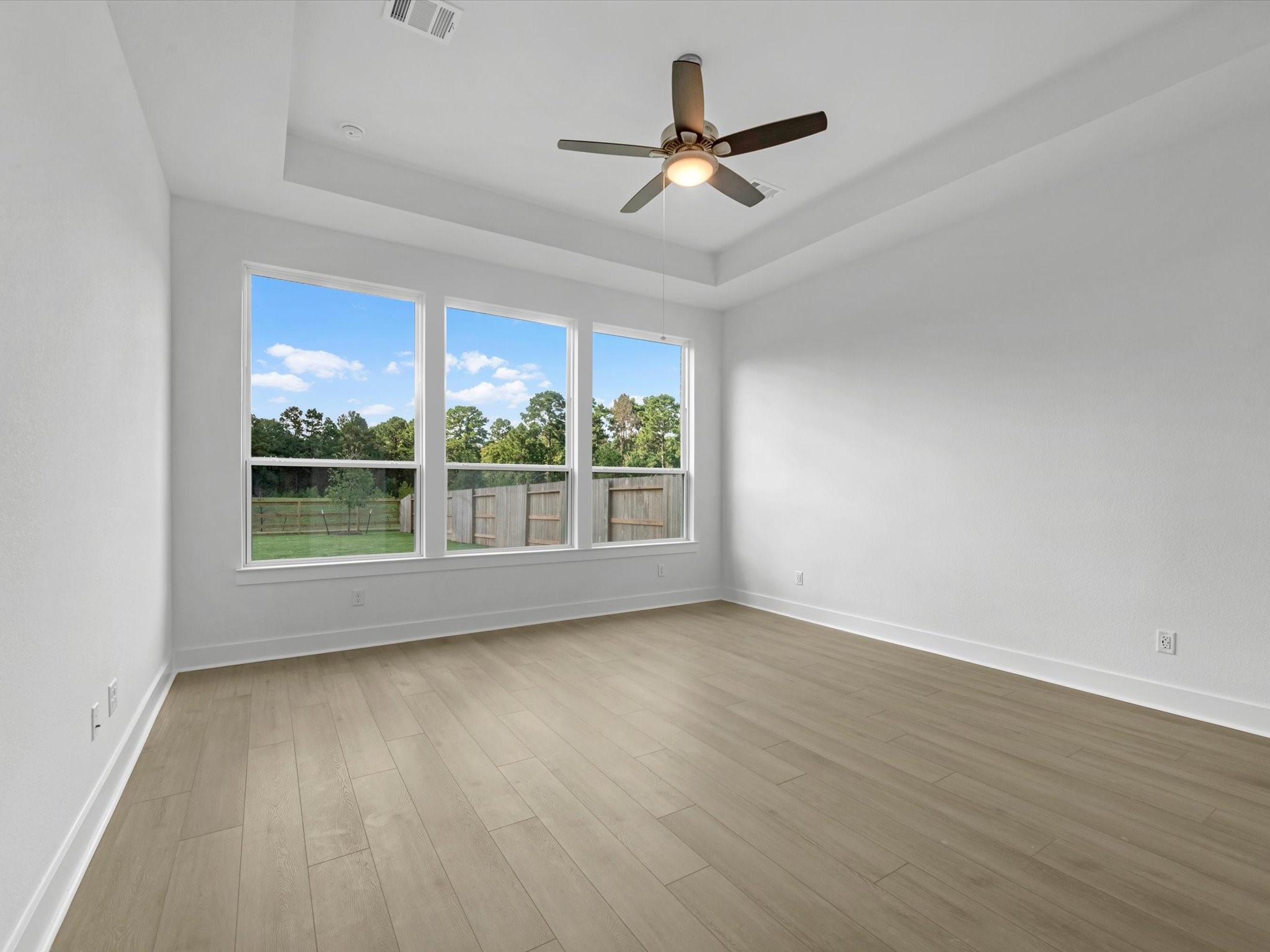 14323 Moonlit Creek Court Property Photo 11