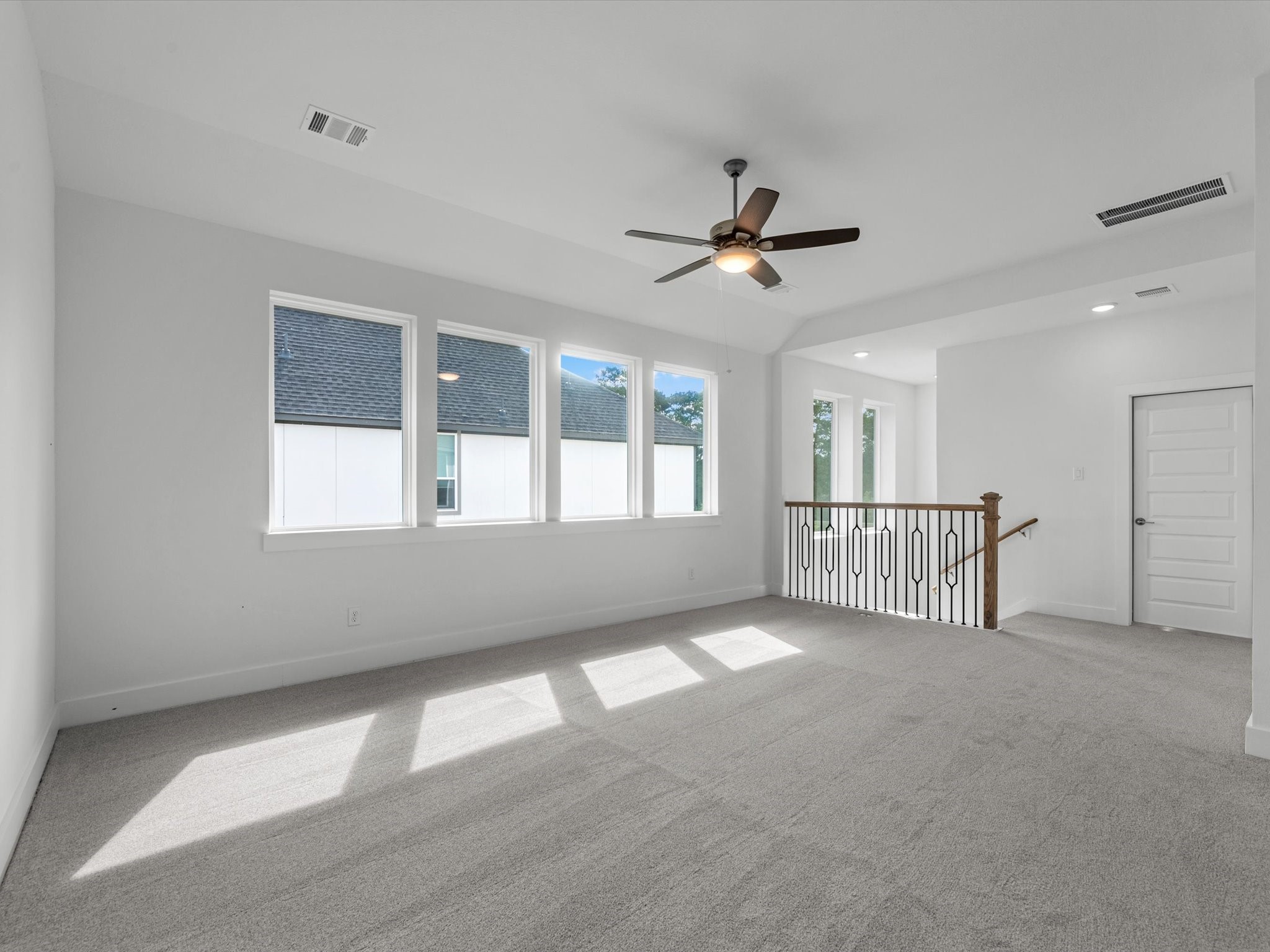 14323 Moonlit Creek Court Property Photo 17