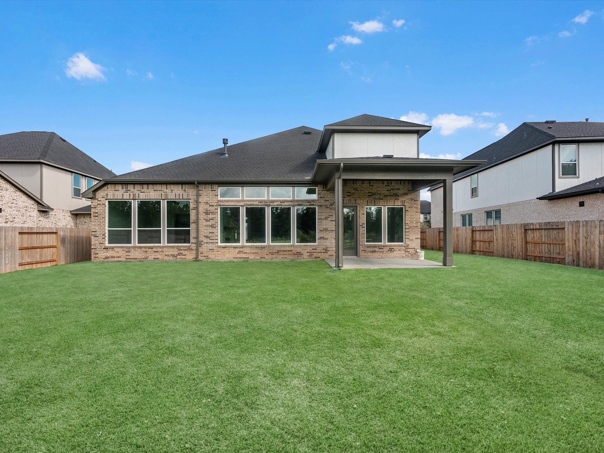14323 Moonlit Creek Court Property Photo 20