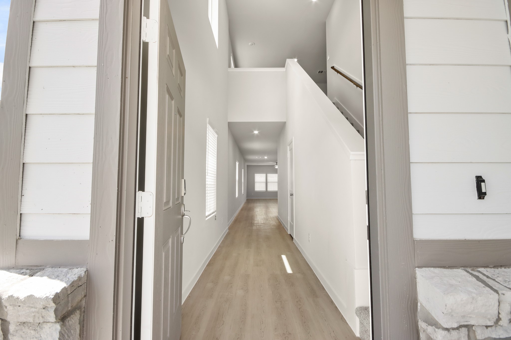 4022 Ancient Honor Drive Property Photo 3