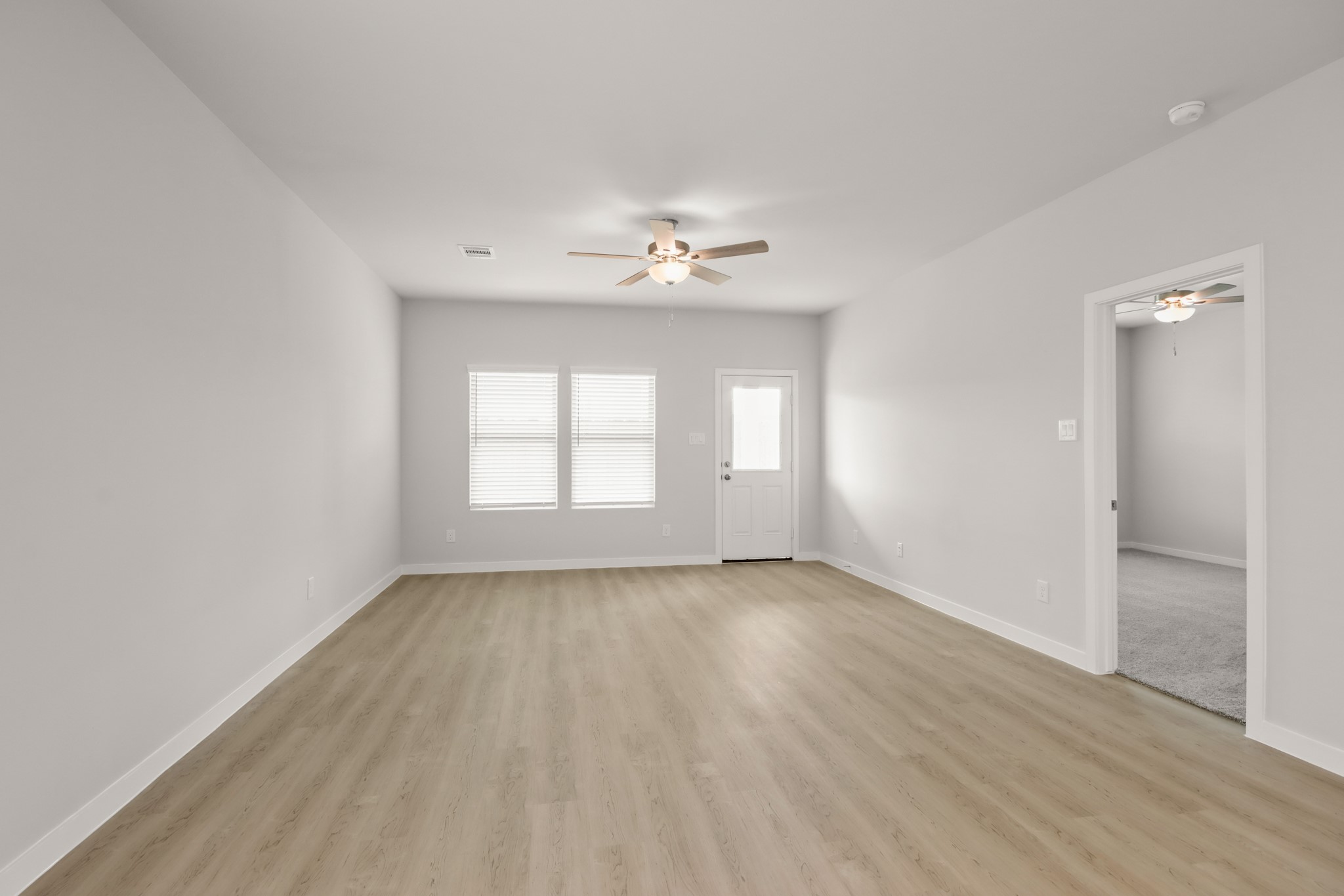 4022 Ancient Honor Drive Property Photo 4