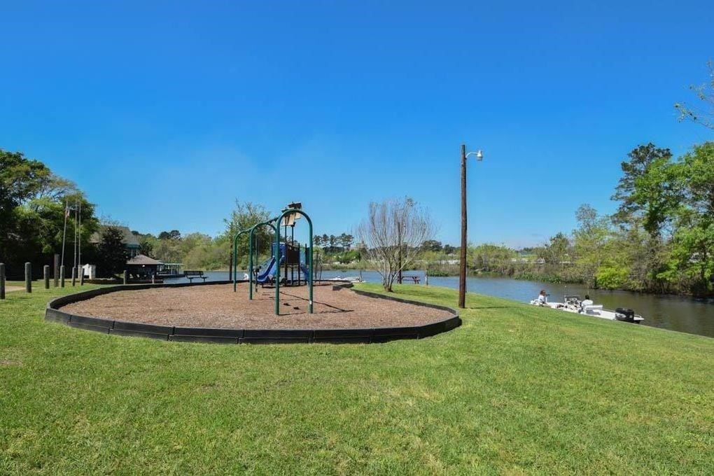 00 Crystal River Property Photo 3