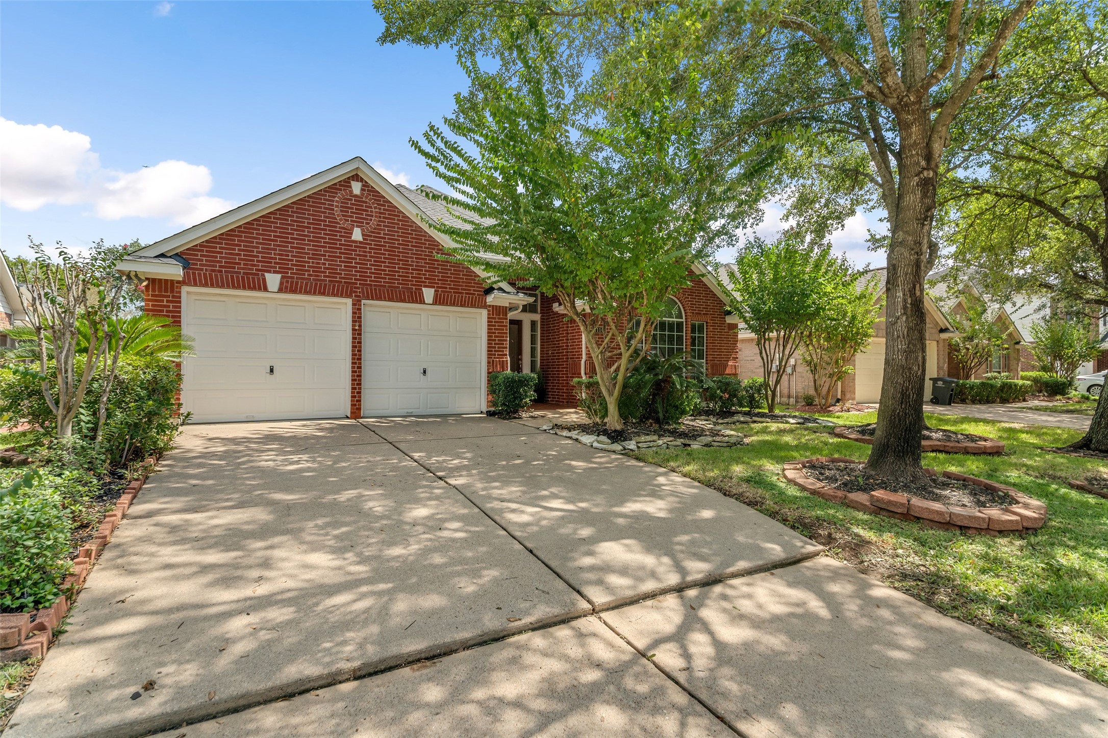 1114 Bringewood Chase Drive Property Photo 3