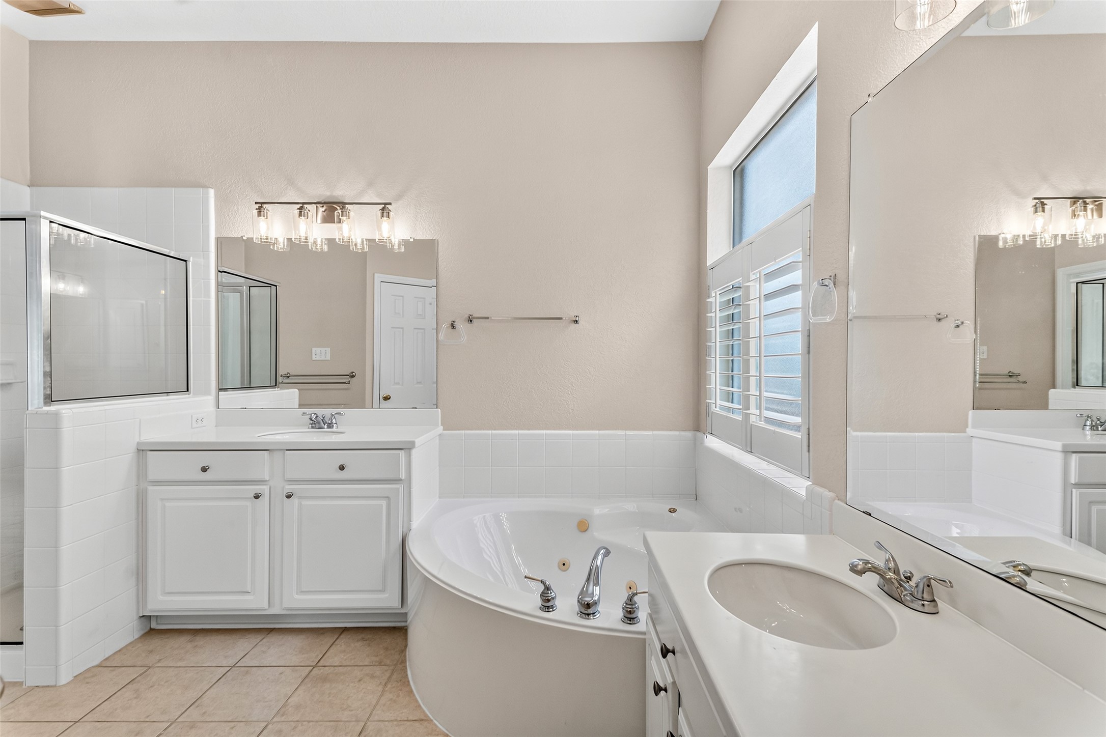 1114 Bringewood Chase Drive Property Photo 22