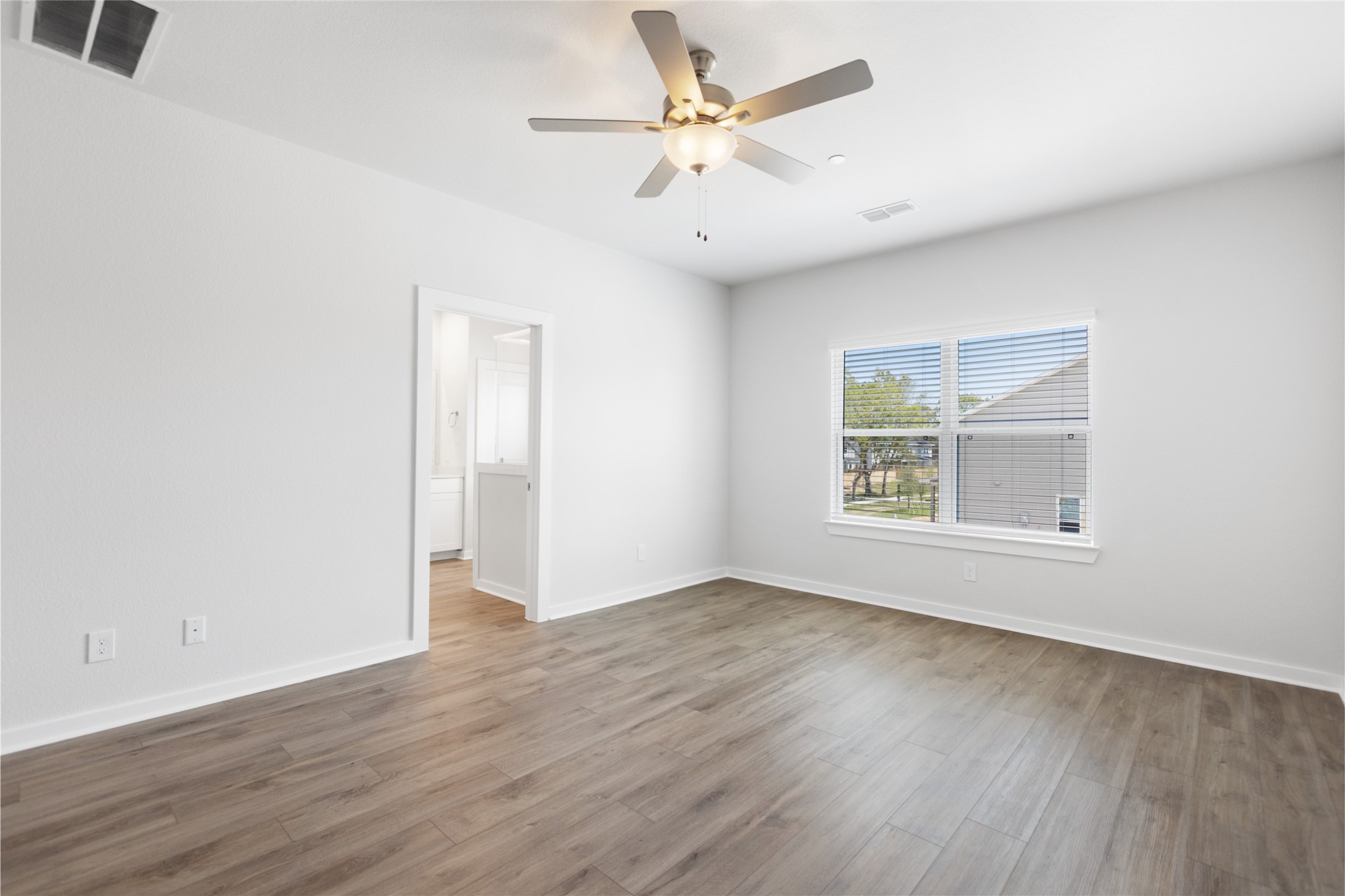 8104 Danson Lane Property Photo 20