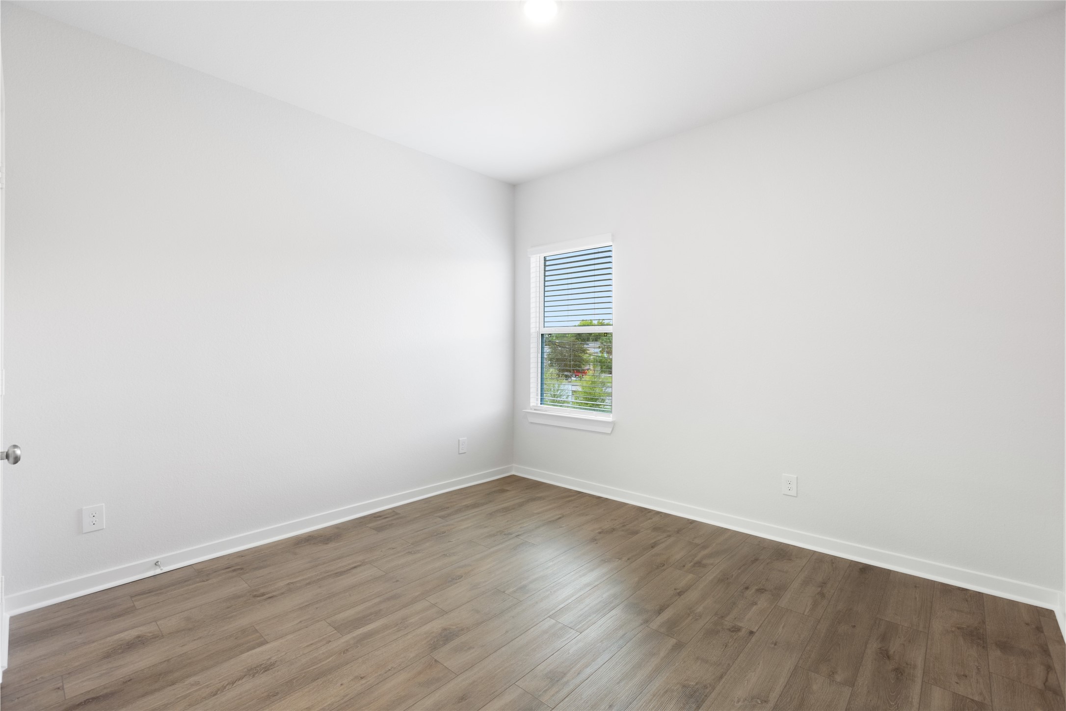 8104 Danson Lane Property Photo 23
