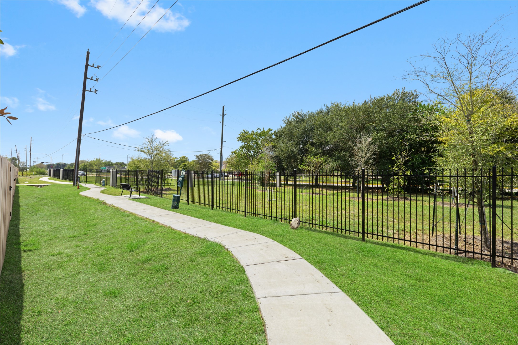 8104 Danson Lane Property Photo 32