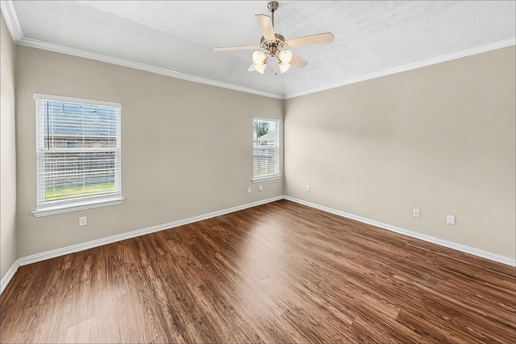28914 Hidden Lake W Property Photo 8