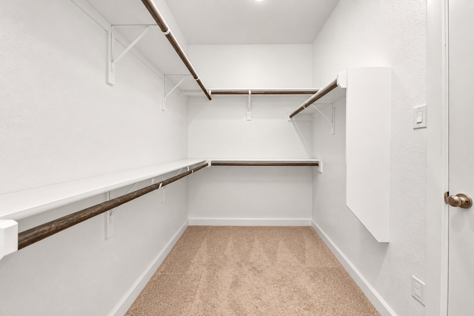 7010 Coneflower Creek Court Property Photo 17
