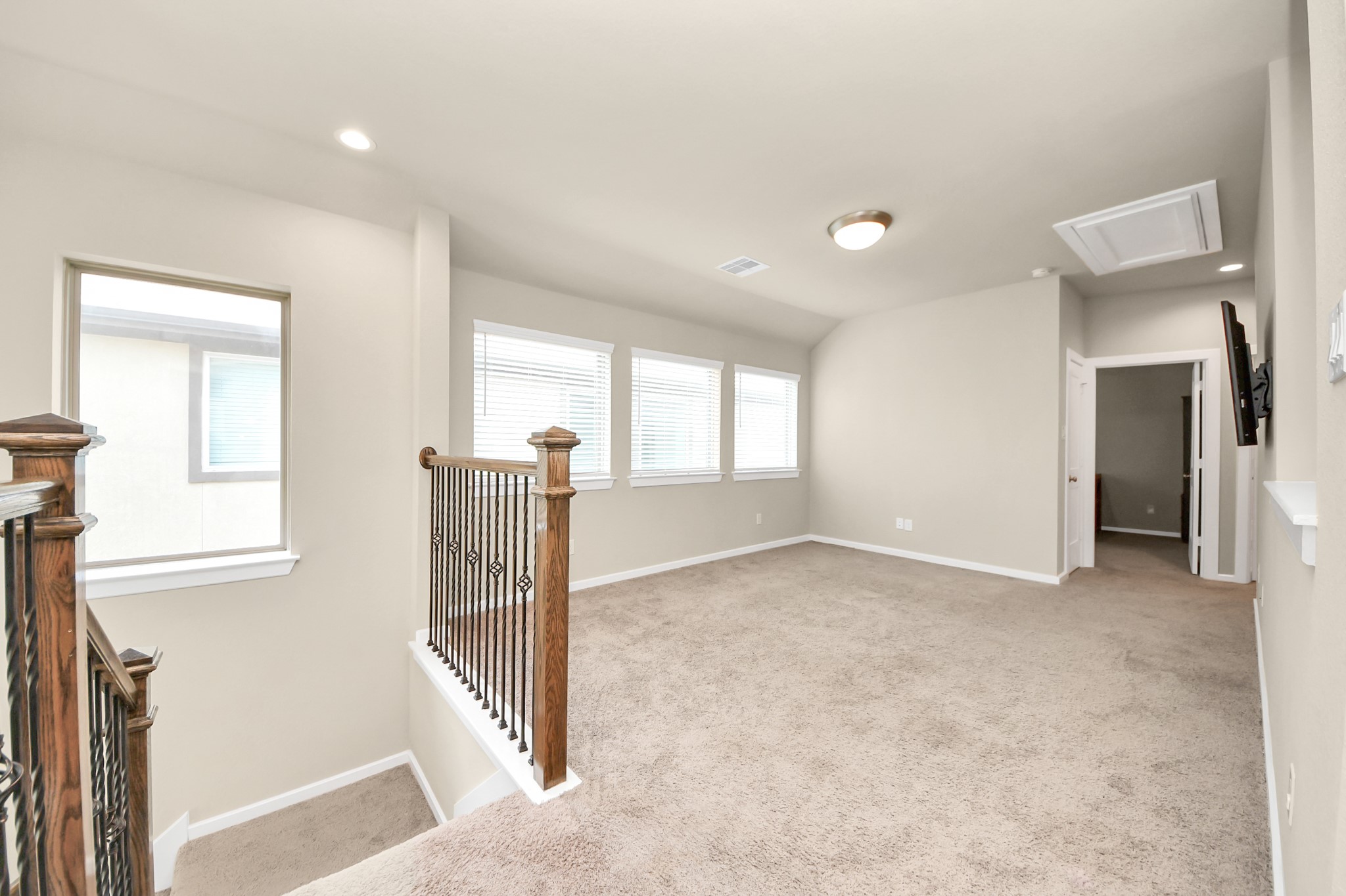 7010 Coneflower Creek Court Property Photo 23