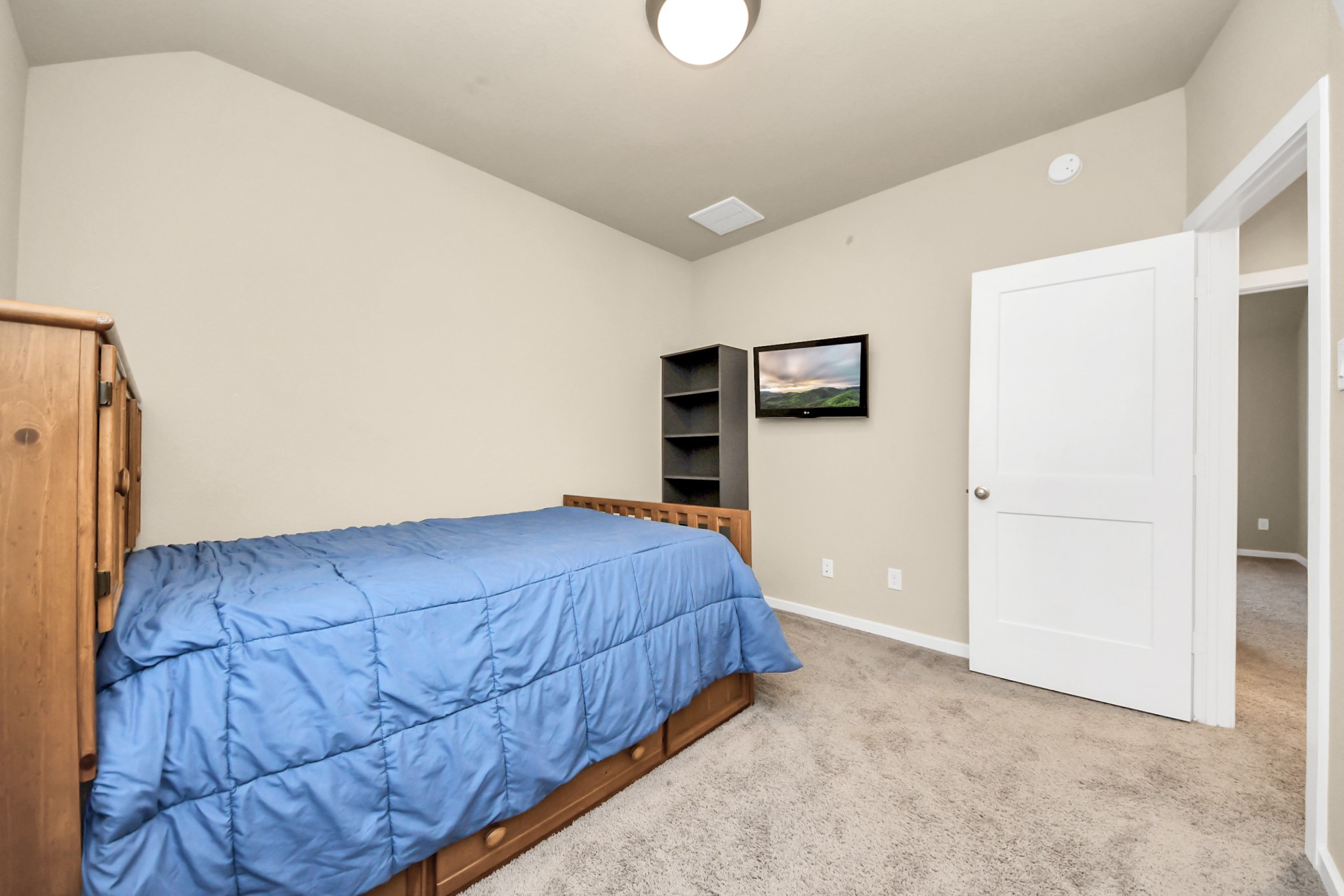7010 Coneflower Creek Court Property Photo 31