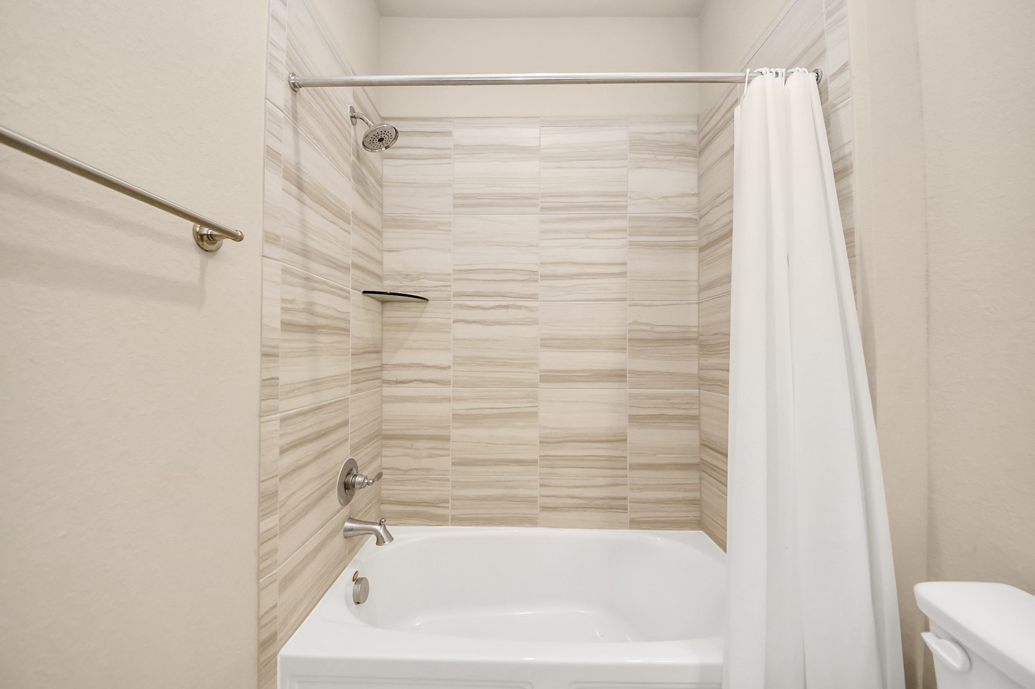 7010 Coneflower Creek Court Property Photo 33
