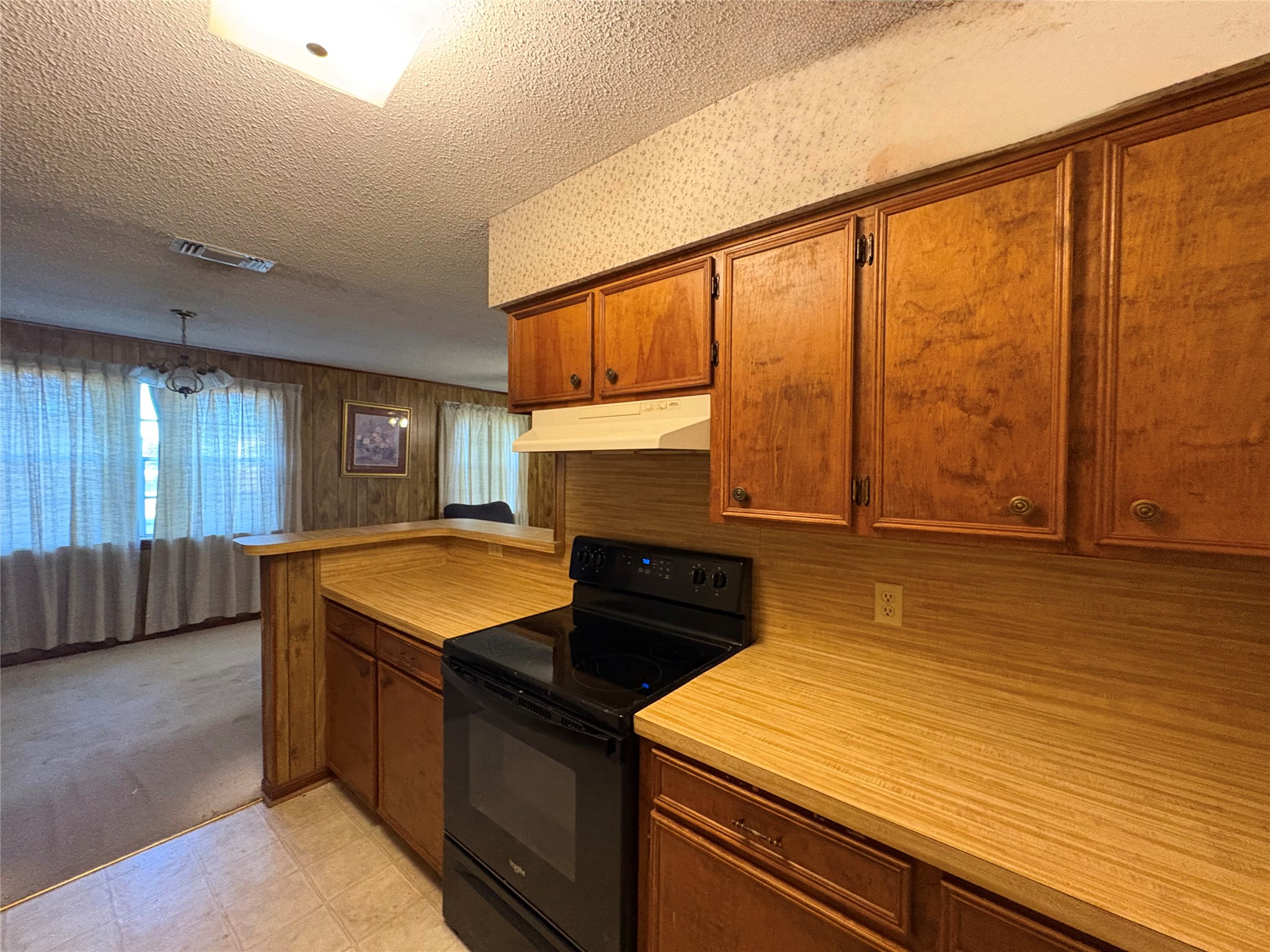 1006 Lee Road Road Property Photo 5