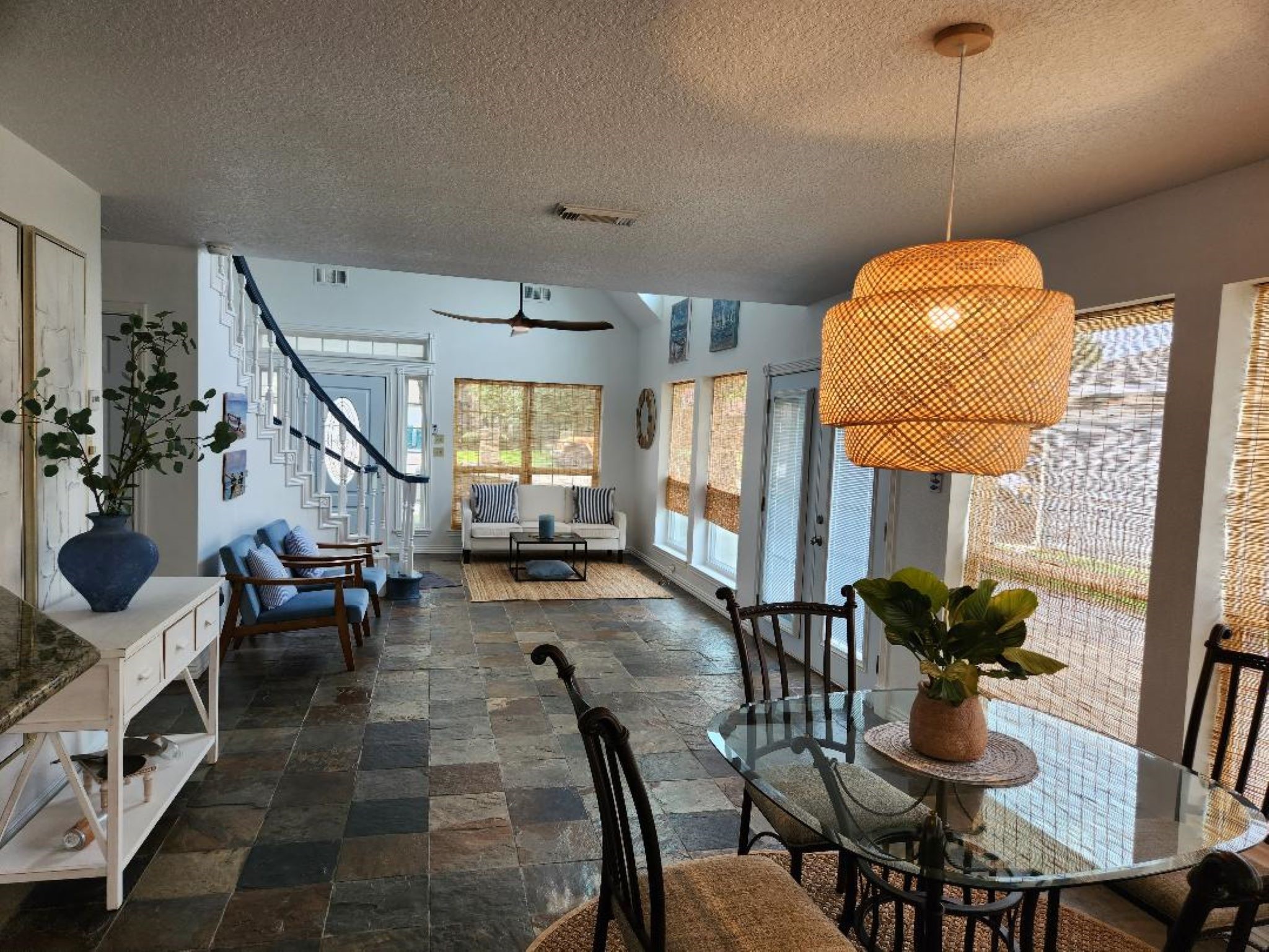 6922 Gentle Breeze Drive Property Photo 7