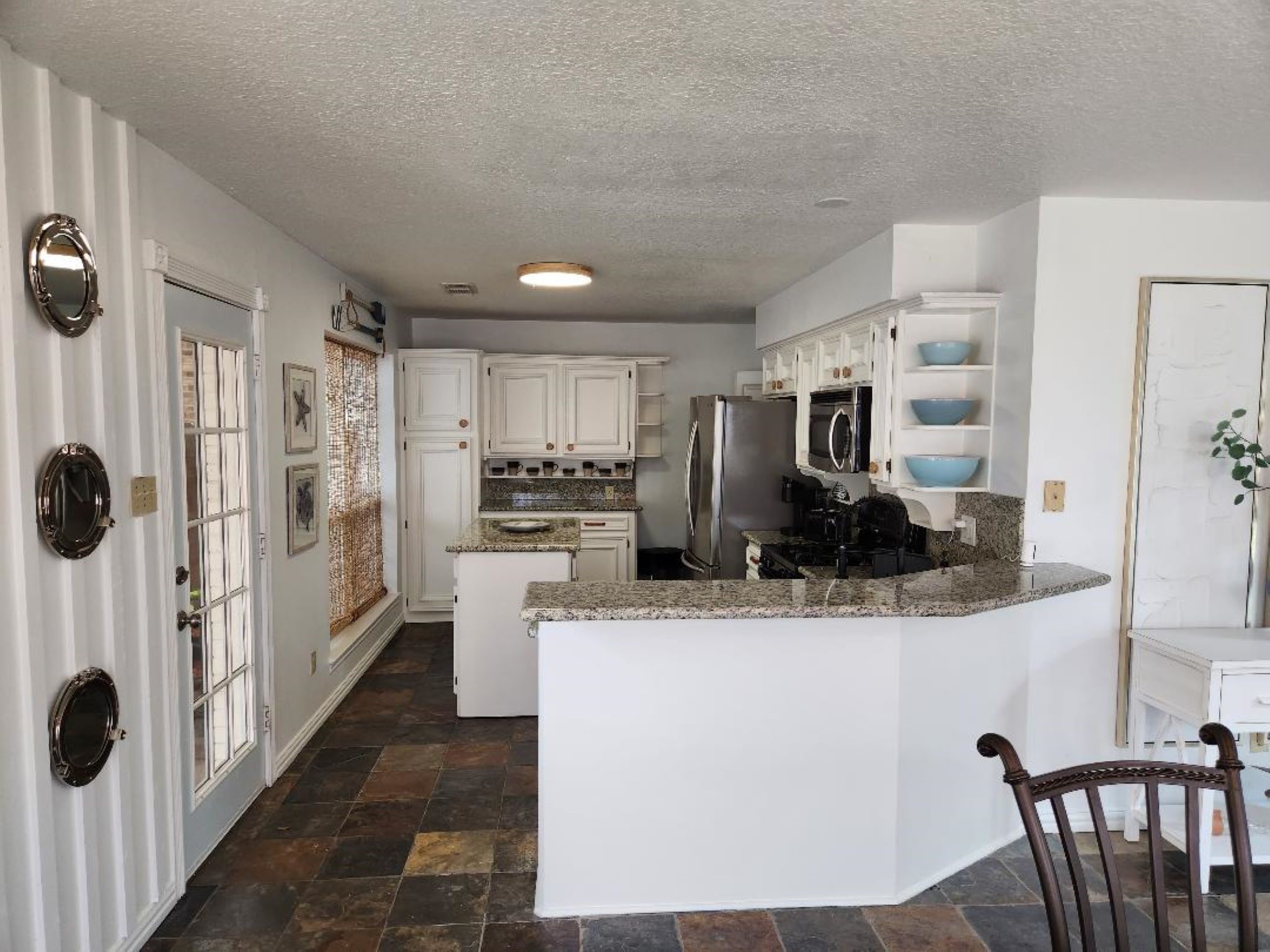 6922 Gentle Breeze Drive Property Photo 8
