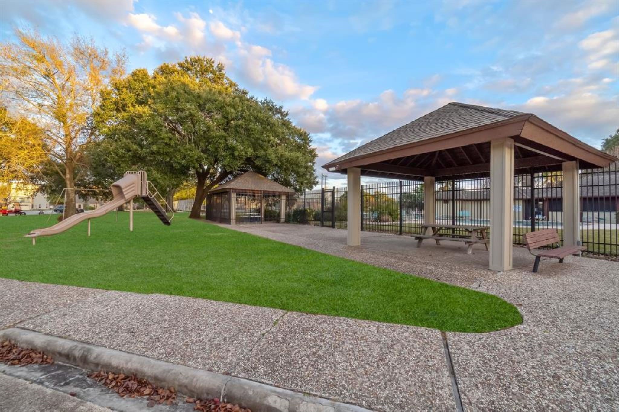 6922 Gentle Breeze Drive Property Photo 42