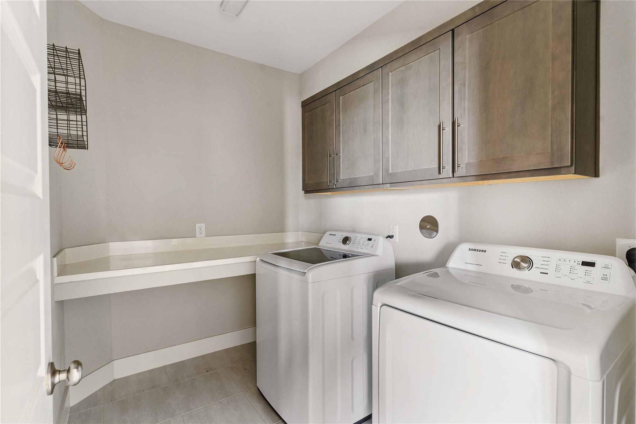 4702 Cold Stream Court Property Photo 9