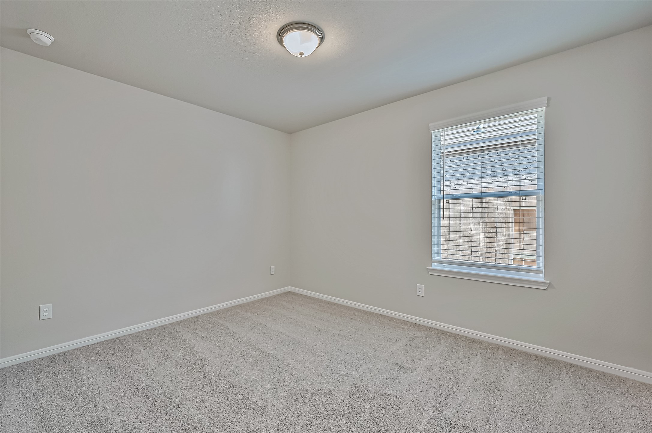 22006 Oia Island Drive Property Photo 12