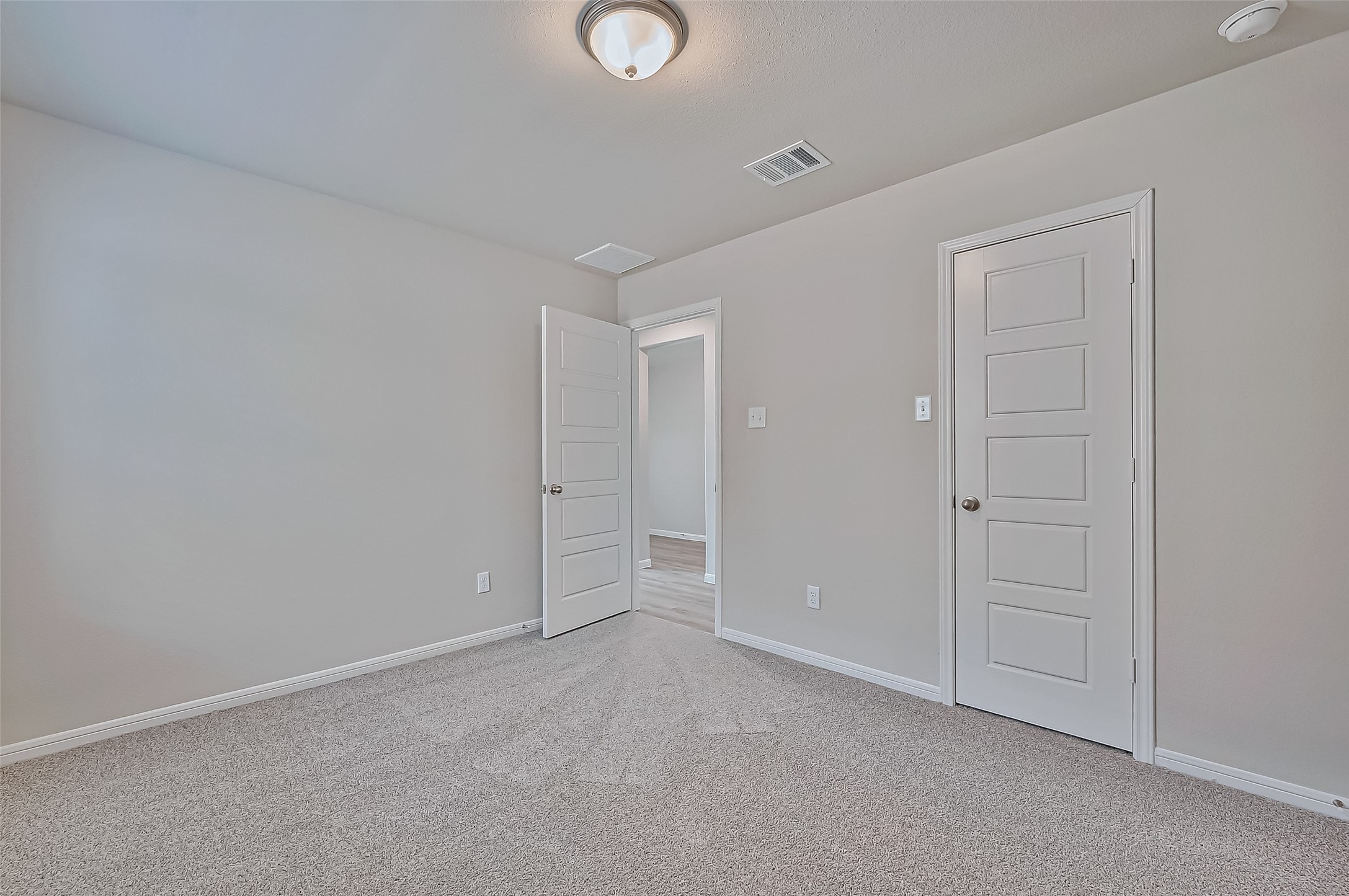 22006 Oia Island Drive Property Photo 13