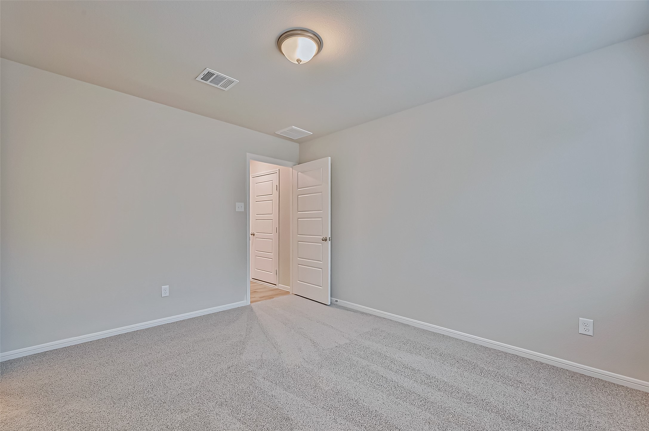 22006 Oia Island Drive Property Photo 19