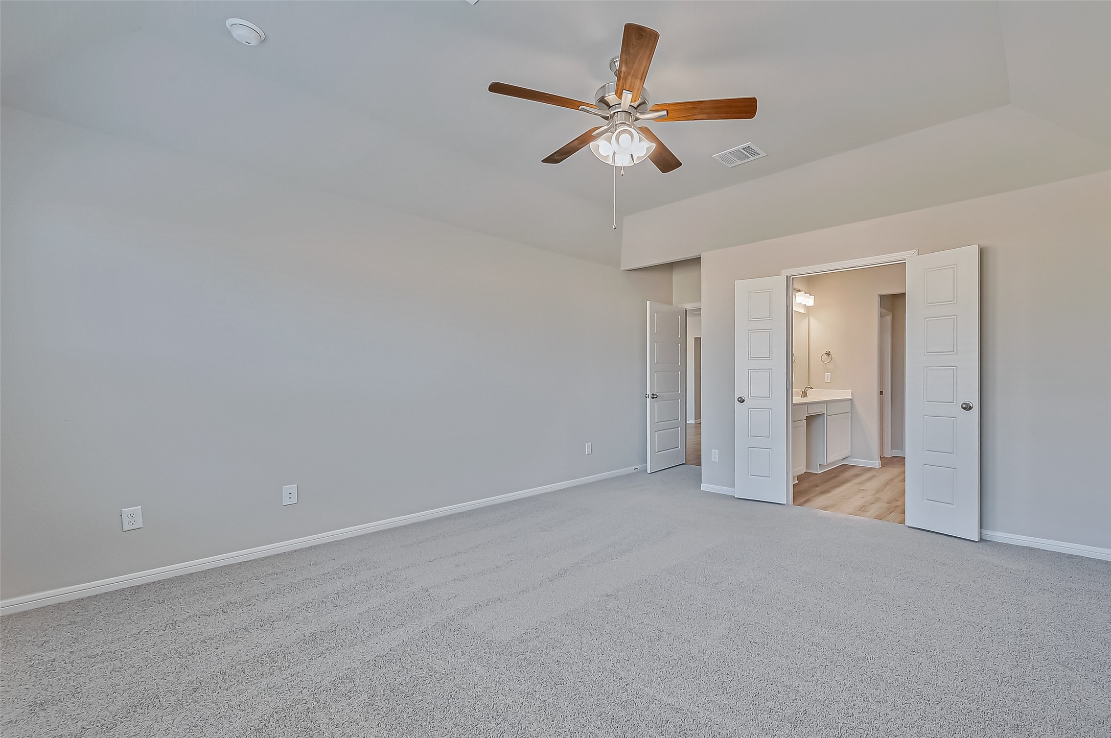 22006 Oia Island Drive Property Photo 23