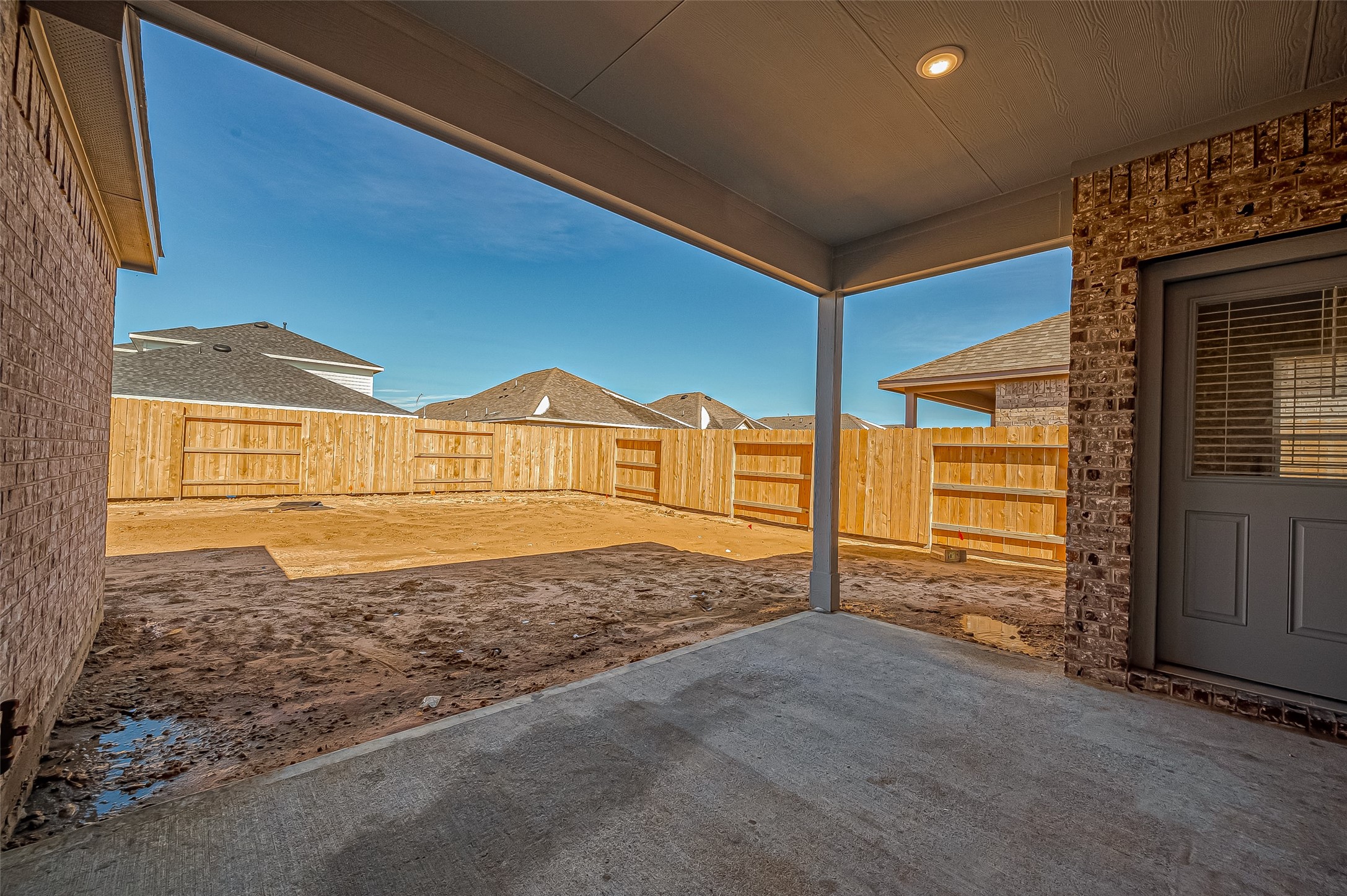 22006 Oia Island Drive Property Photo 32