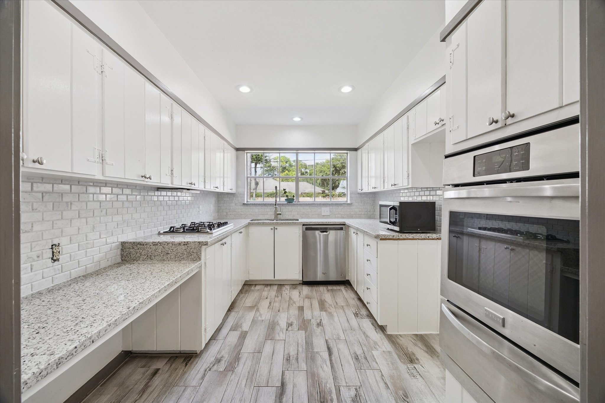 10807 Beinhorn Road Property Photo 8