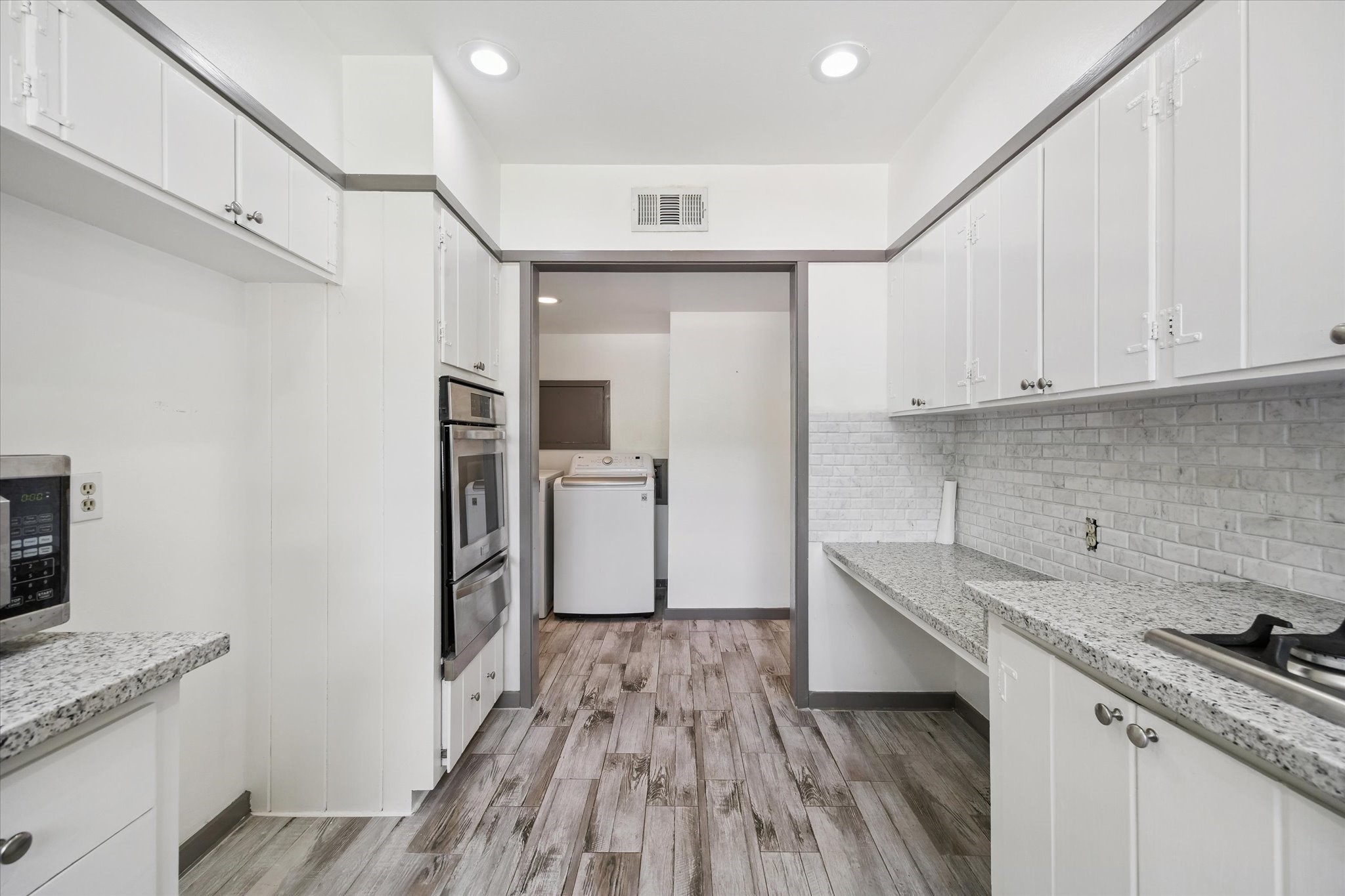 10807 Beinhorn Road Property Photo 9