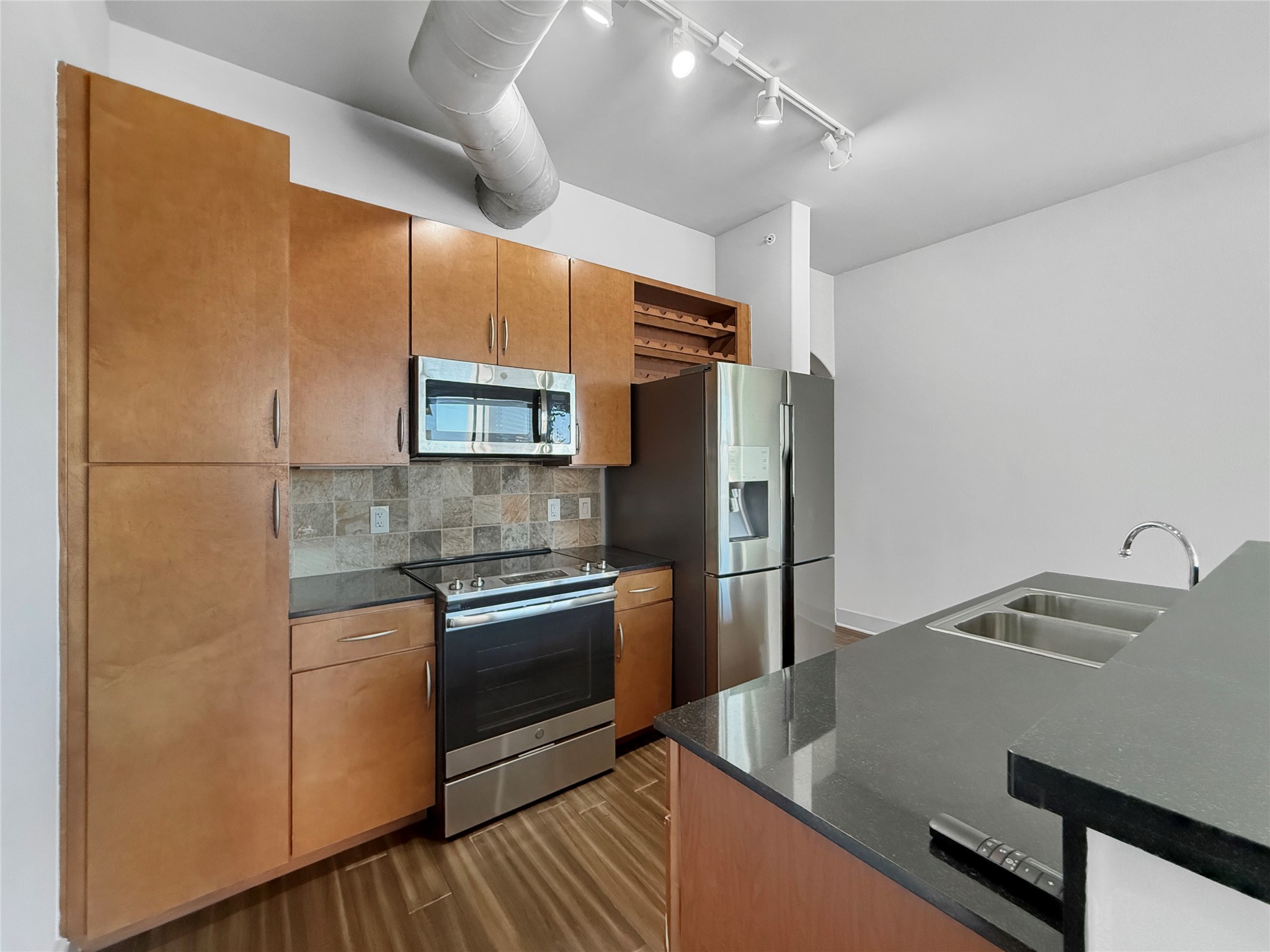 1901 Post Oak Boulevard 4103 Property Photo 5