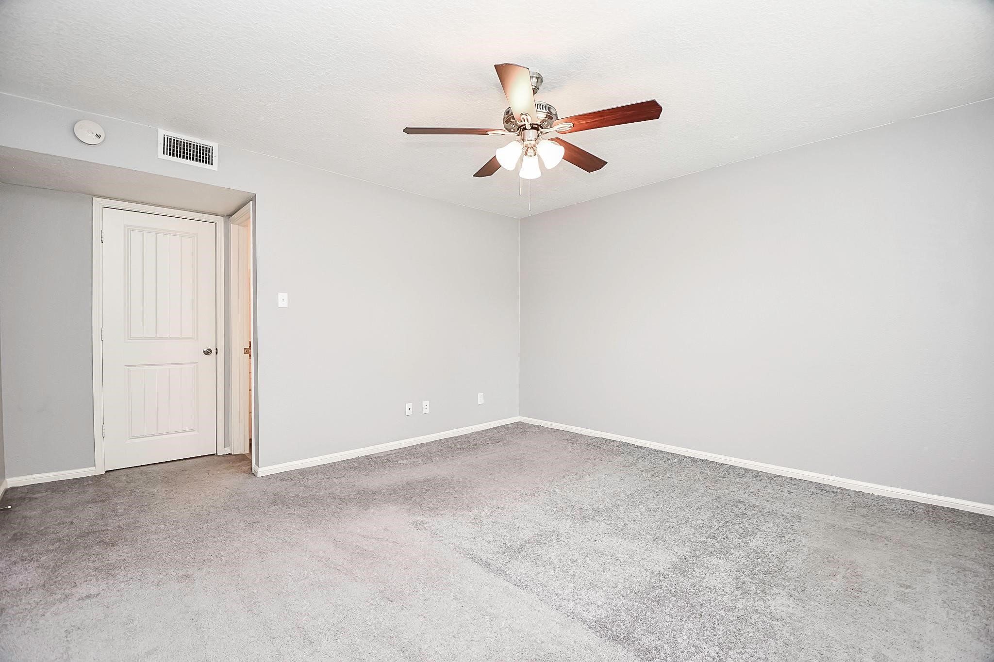 820 Threadneedle Street 253 Property Photo 11
