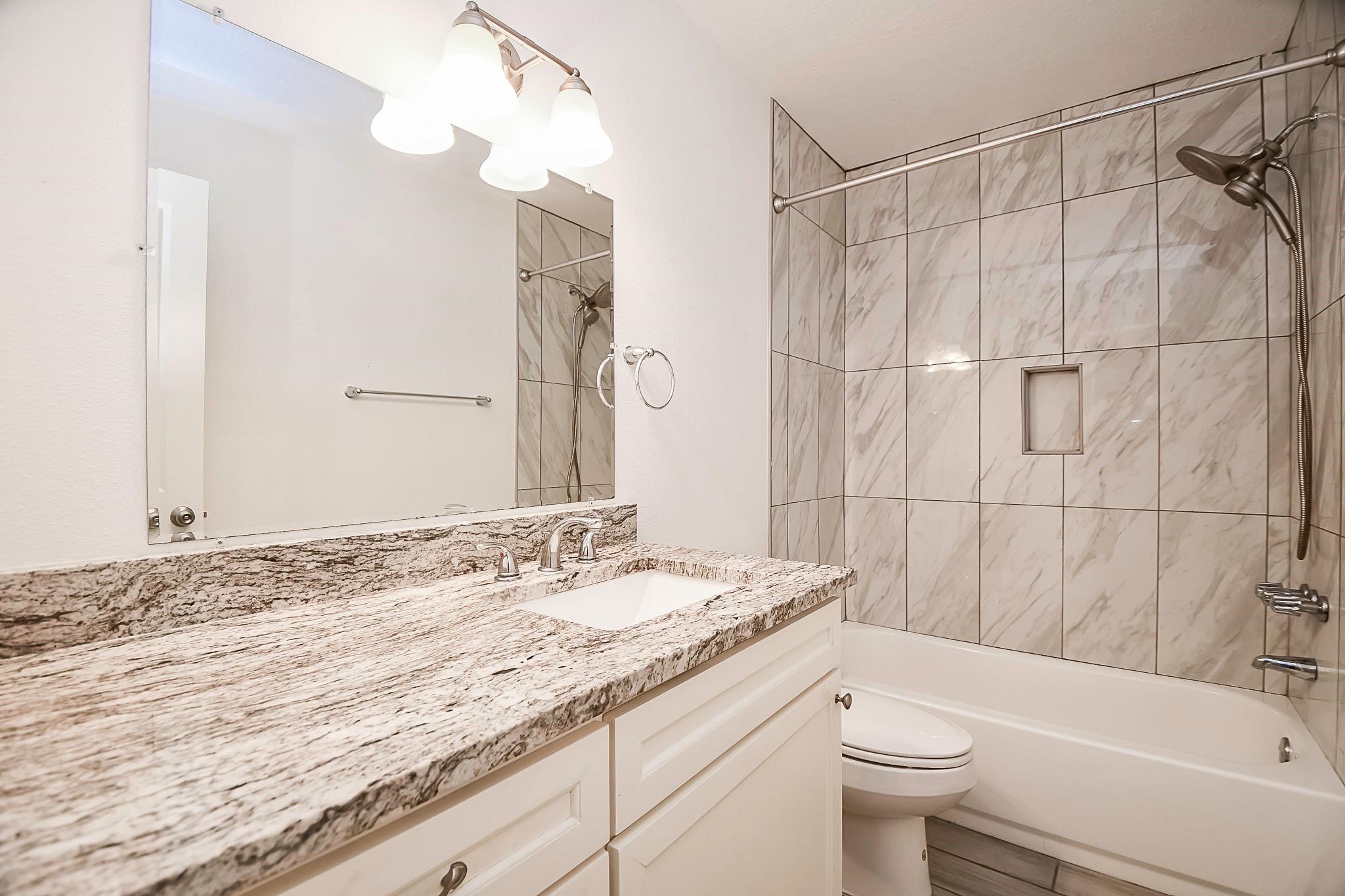 820 Threadneedle Street 253 Property Photo 14