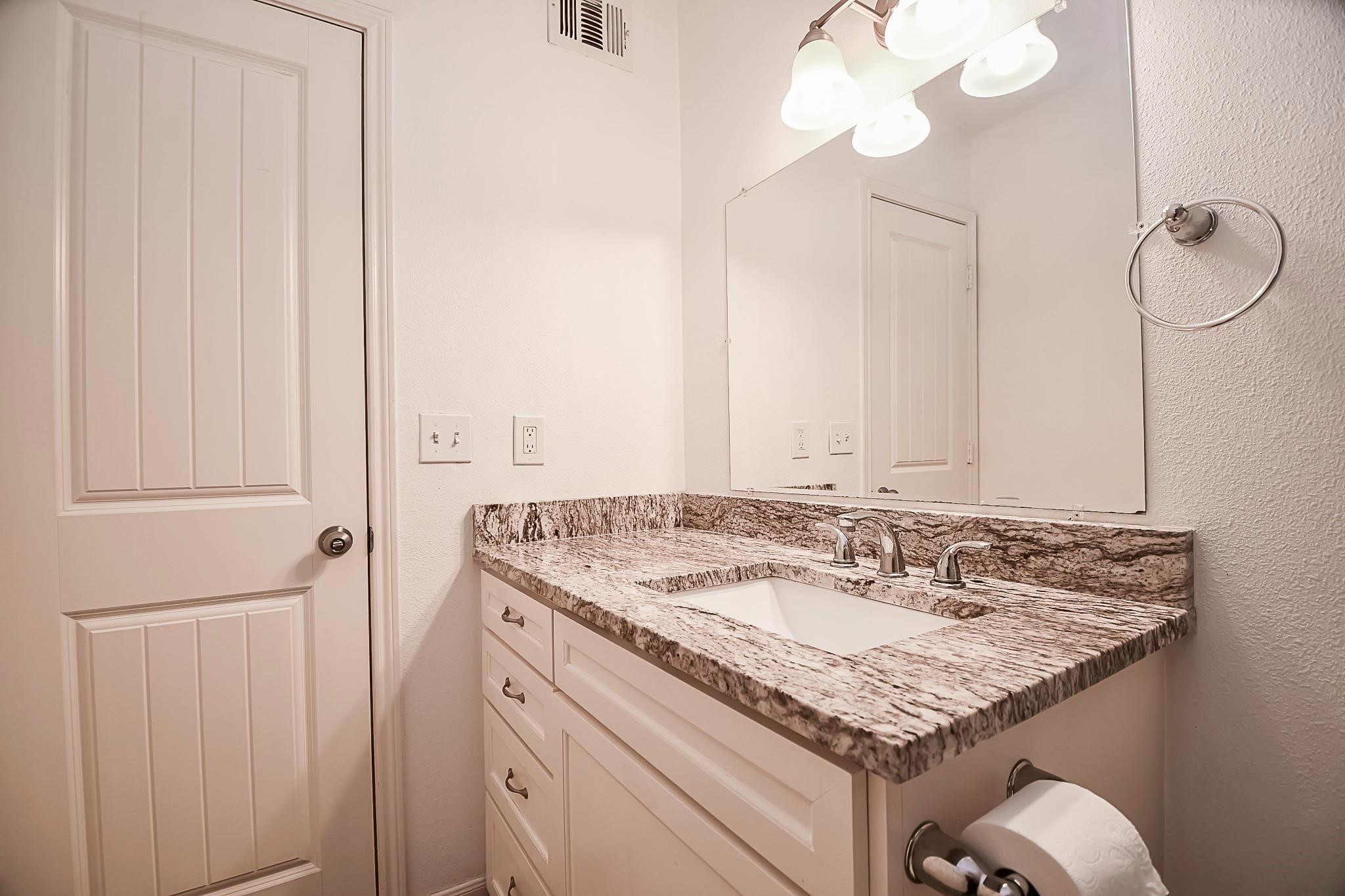 820 Threadneedle Street 253 Property Photo 16