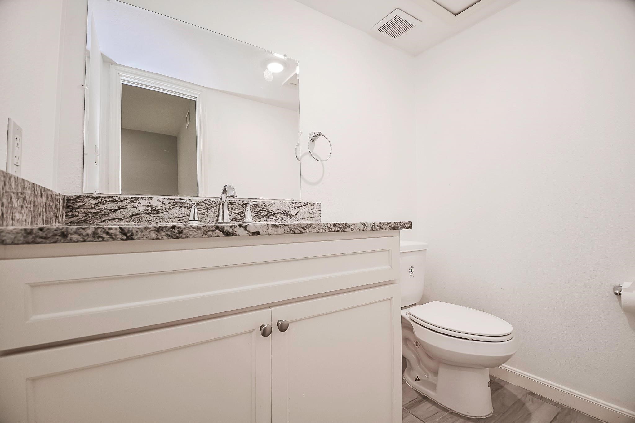 820 Threadneedle Street 253 Property Photo 25