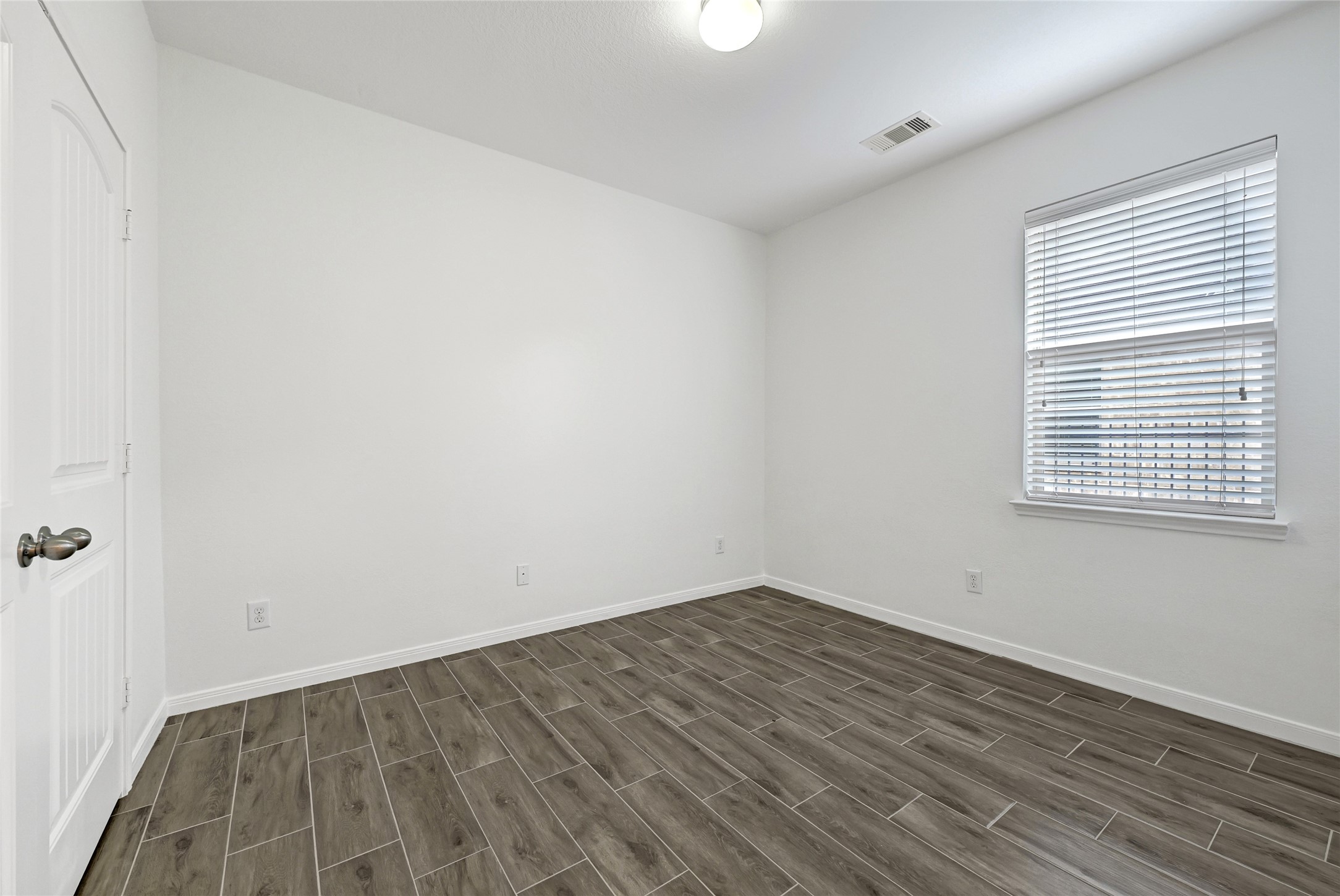 31 Hearthwick Road Property Photo 10