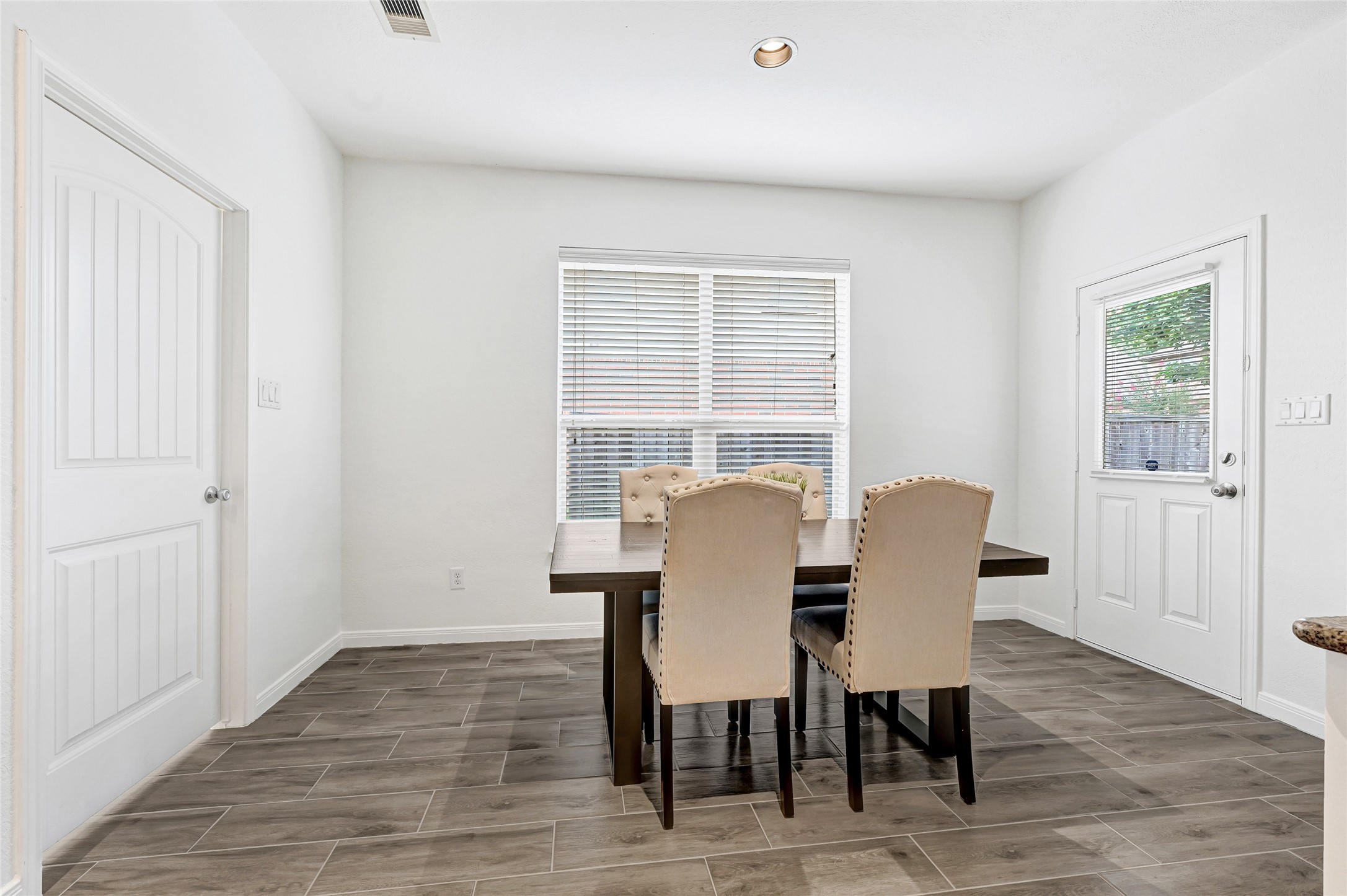 31 Hearthwick Road Property Photo 13