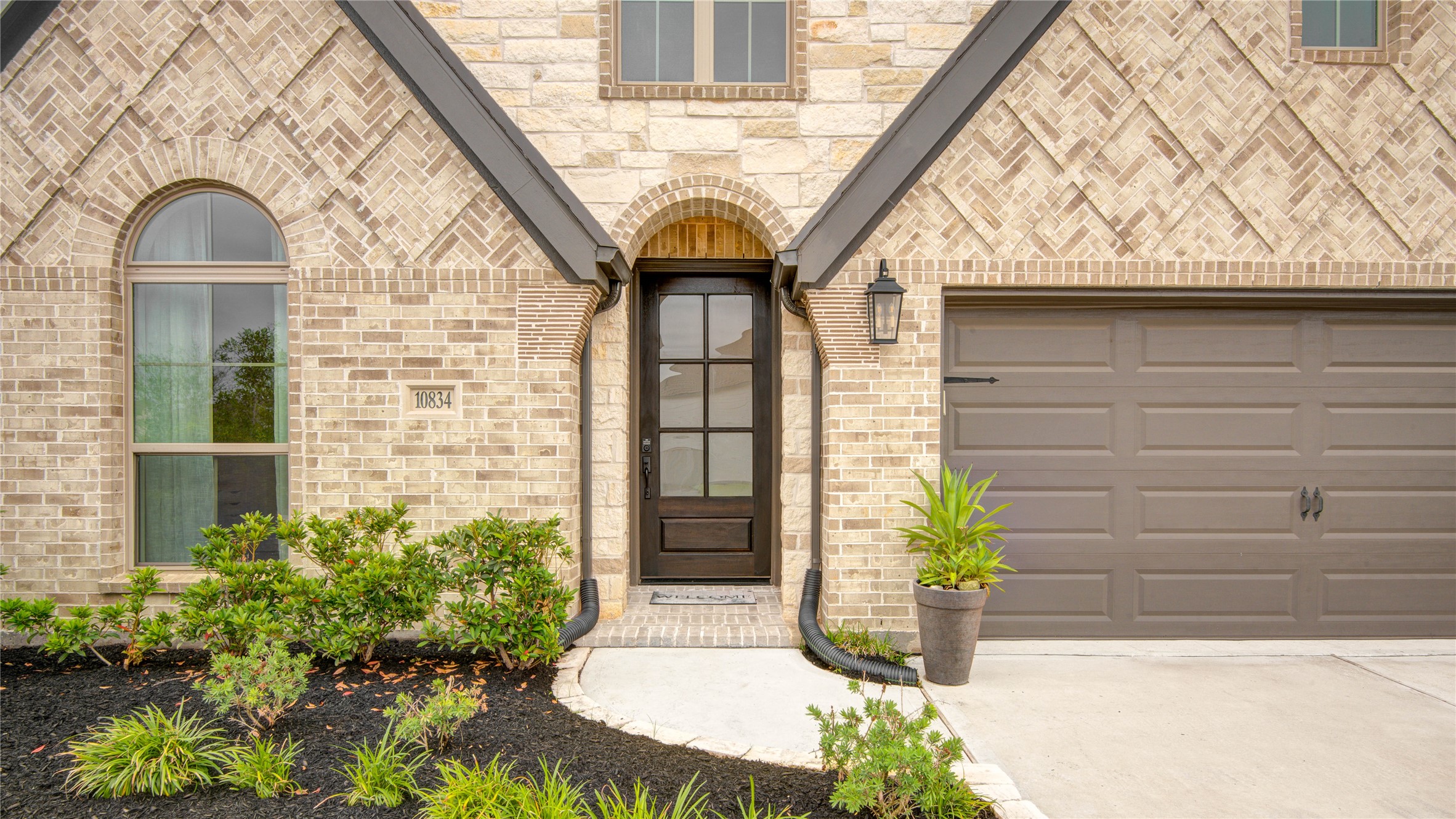 10834 Capella Creek Way Property Photo 4