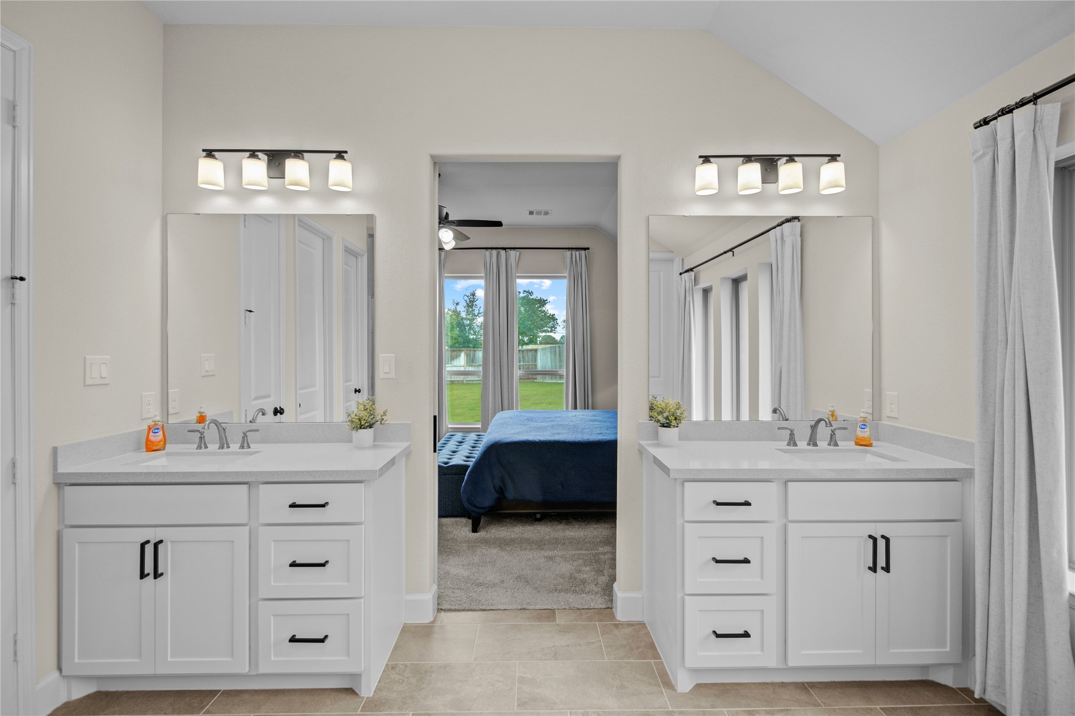 10834 Capella Creek Way Property Photo 24