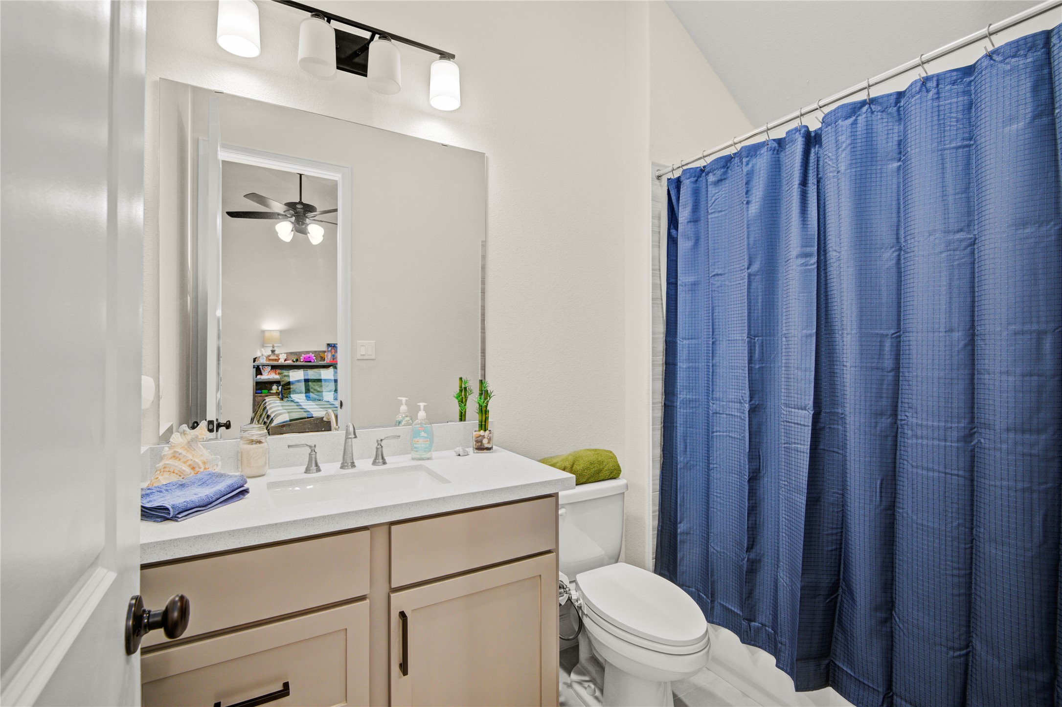 10834 Capella Creek Way Property Photo 31