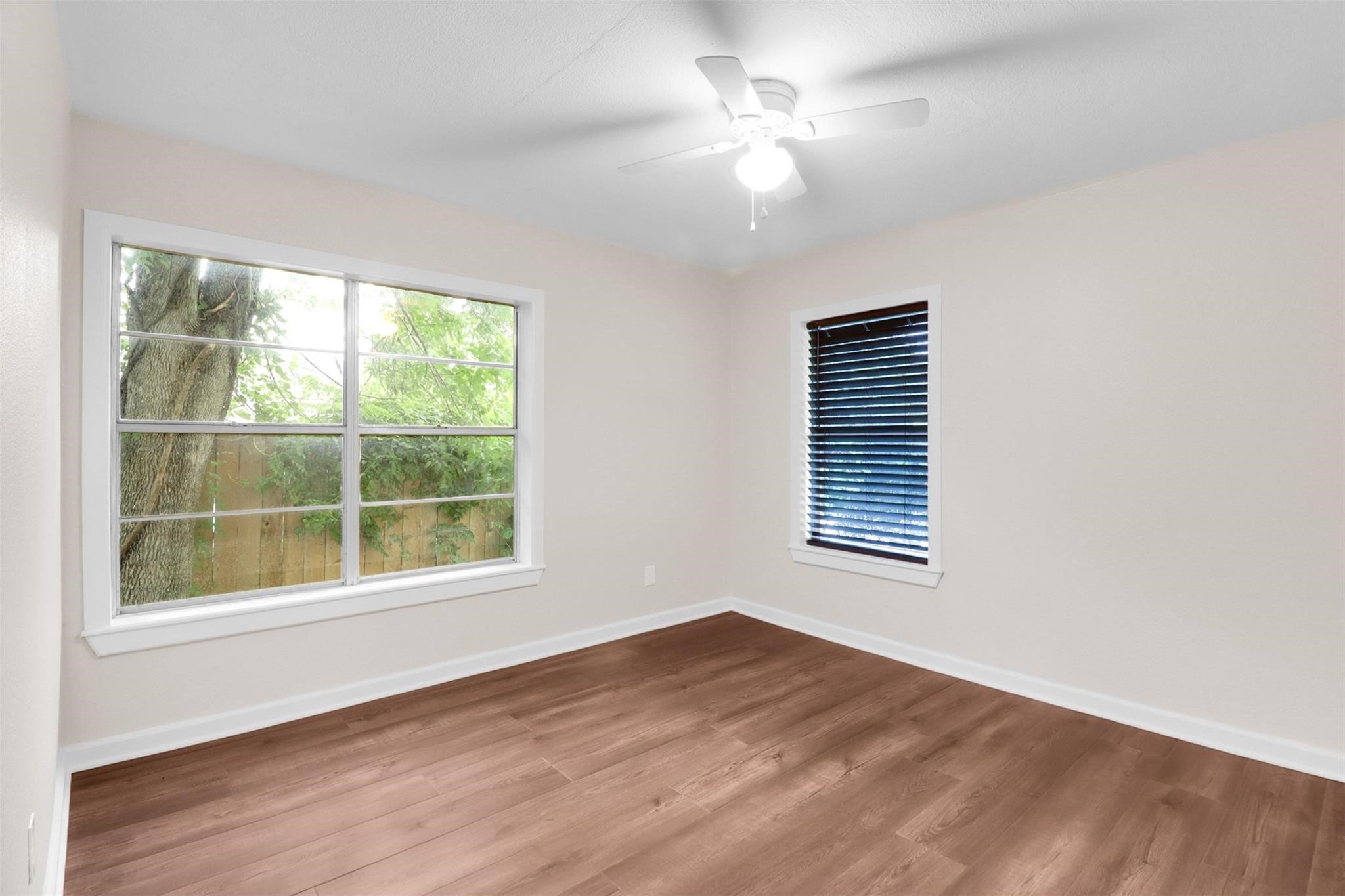1606 W Humble Street Property Photo 7