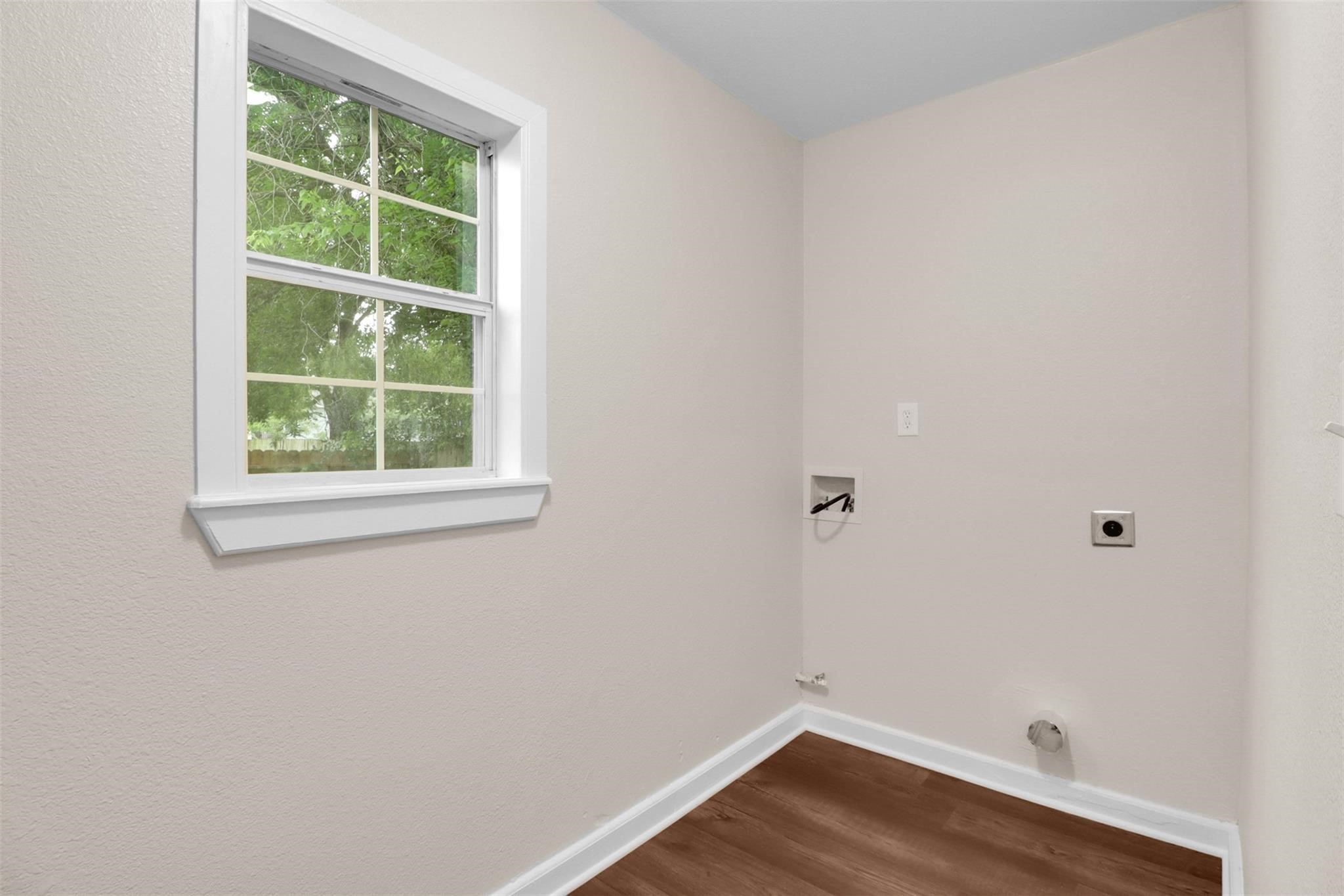 1606 W Humble Street Property Photo 9
