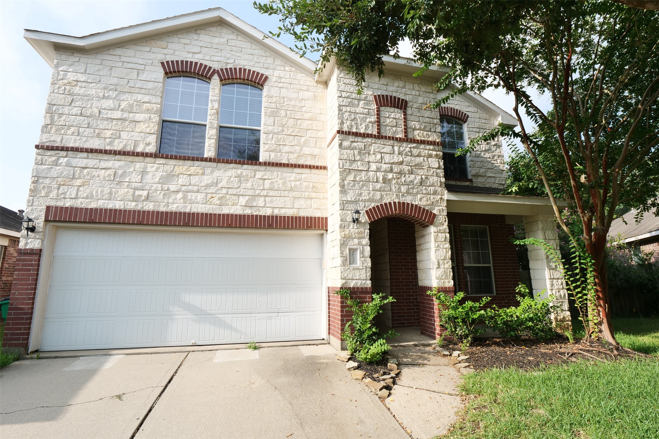 26427 Longview Creek Property Photo 1