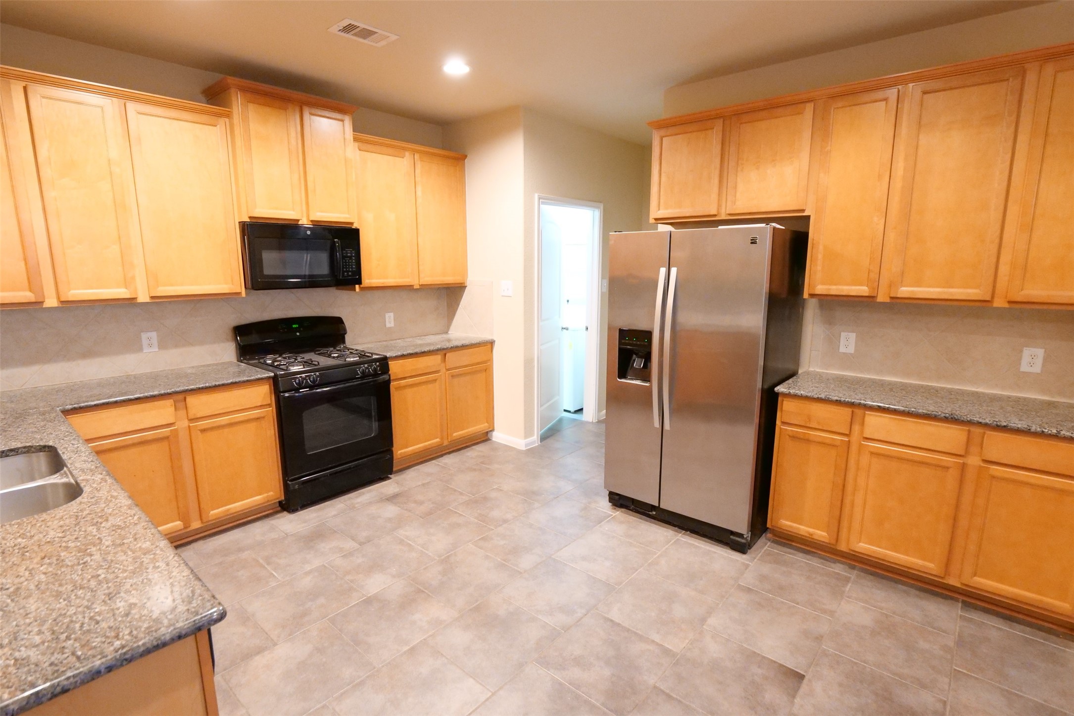 26427 Longview Creek Property Photo 10